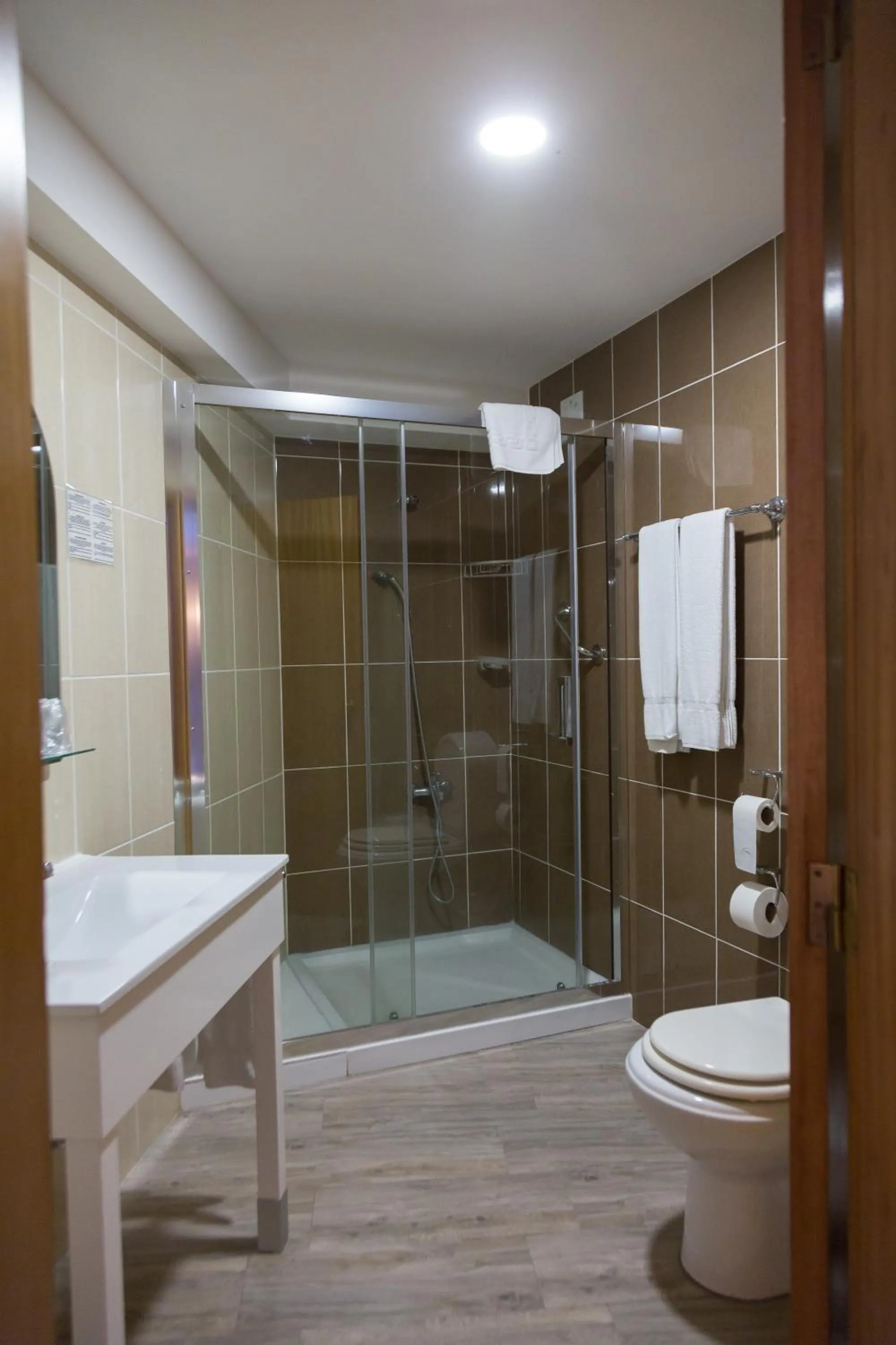 Bathroom in Troia Hotel