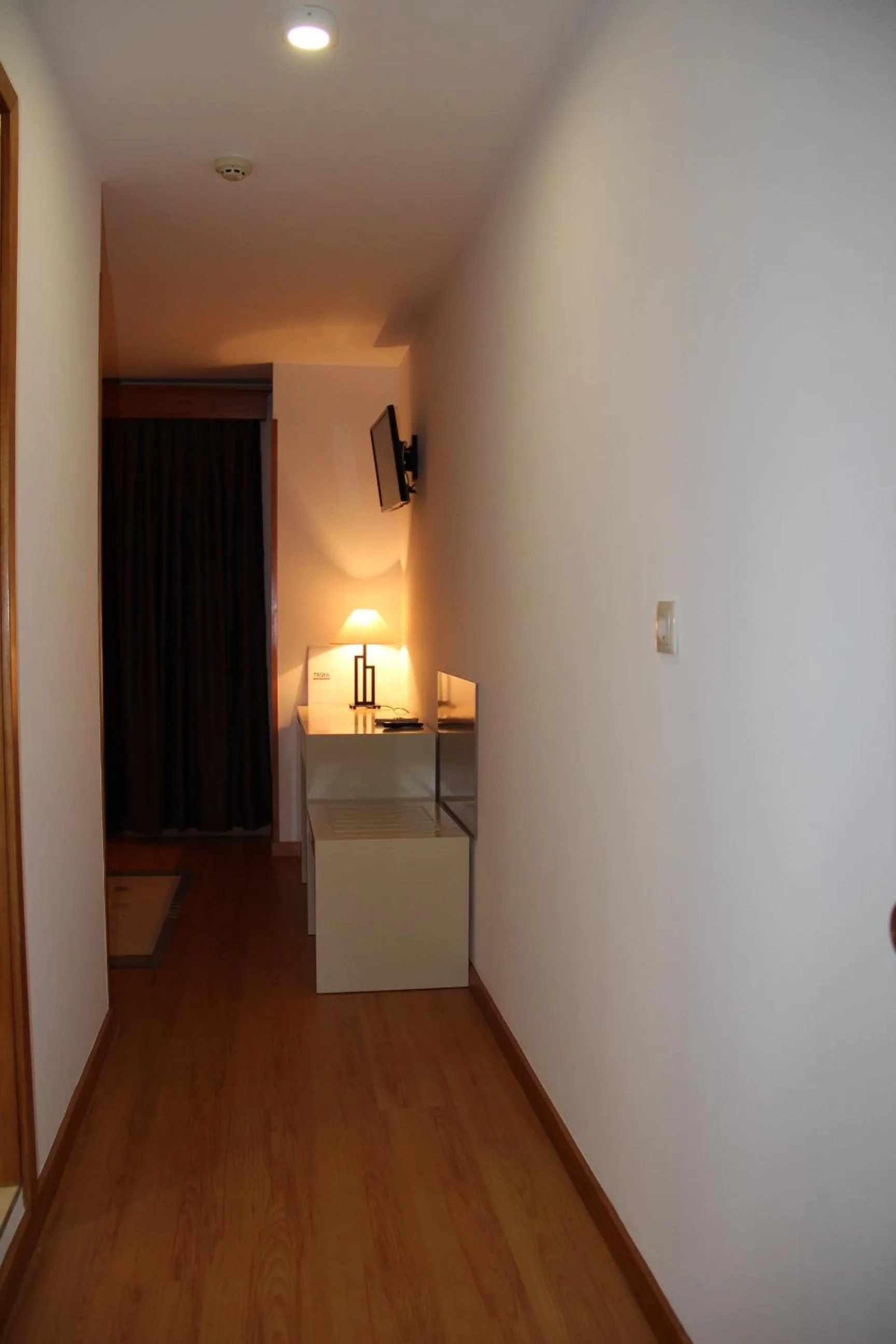 Bedroom in Troia Hotel