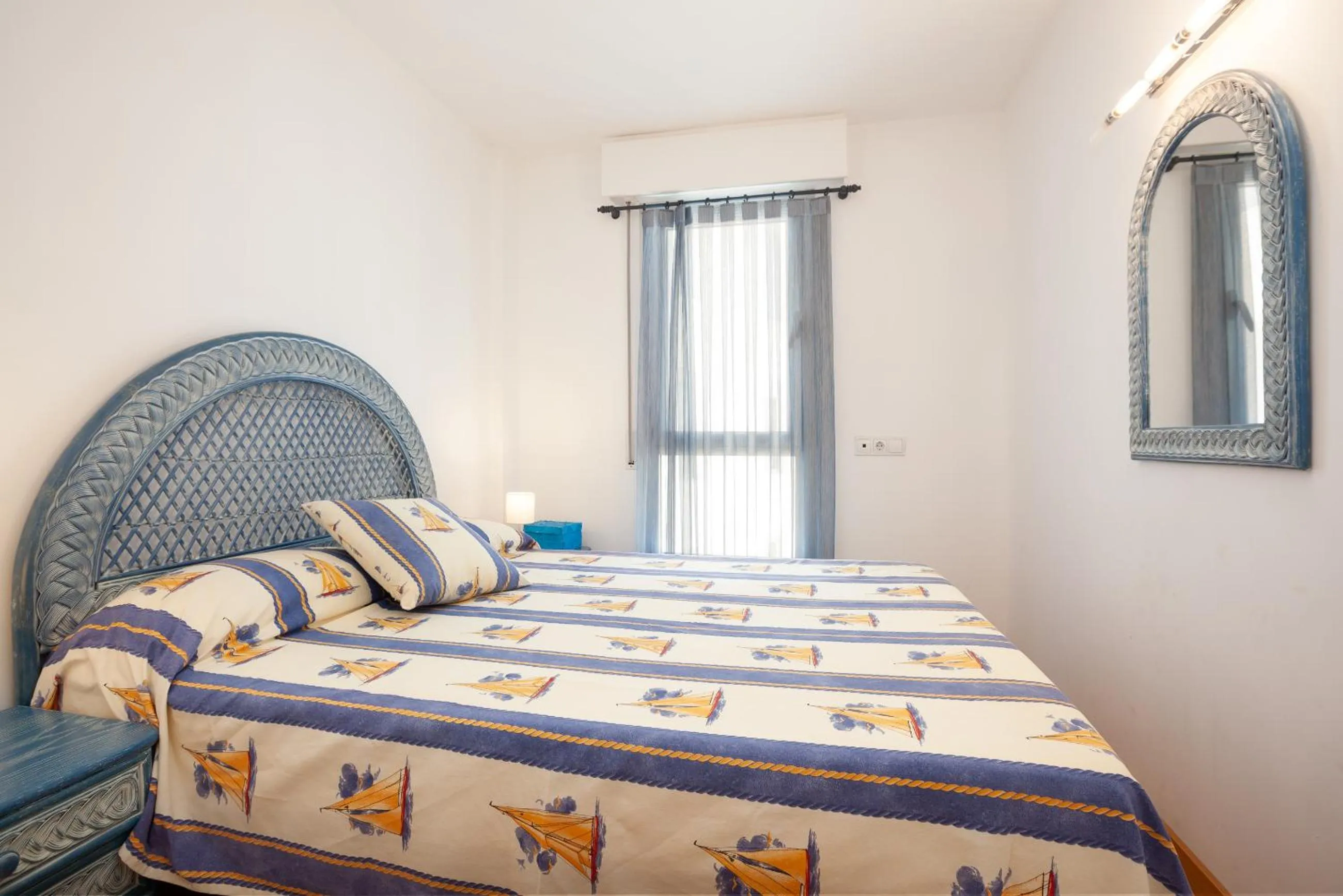 Bed in Lets Holidays Excellent apartment next beach 6