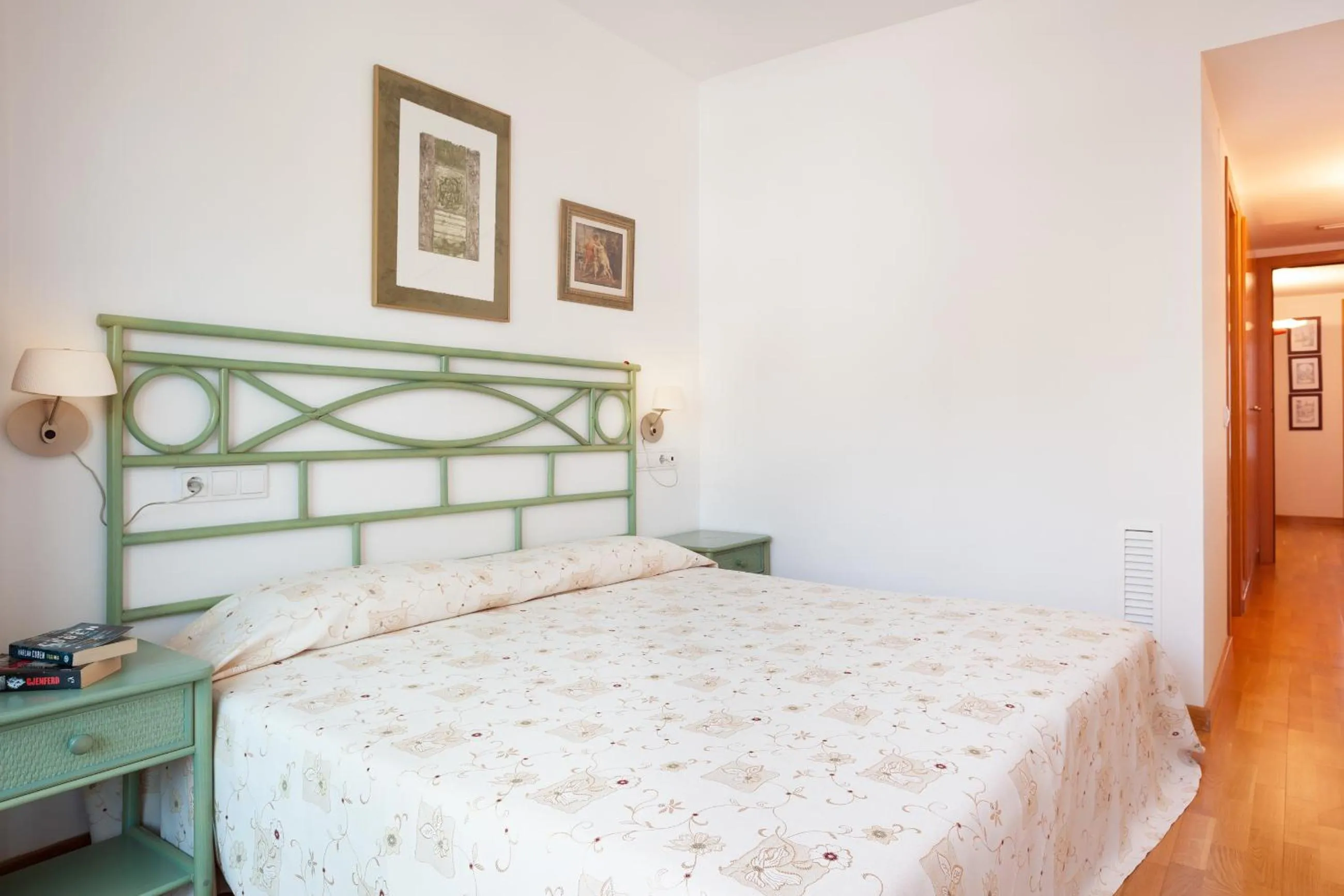 Bed in Lets Holidays Excellent apartment next beach 6