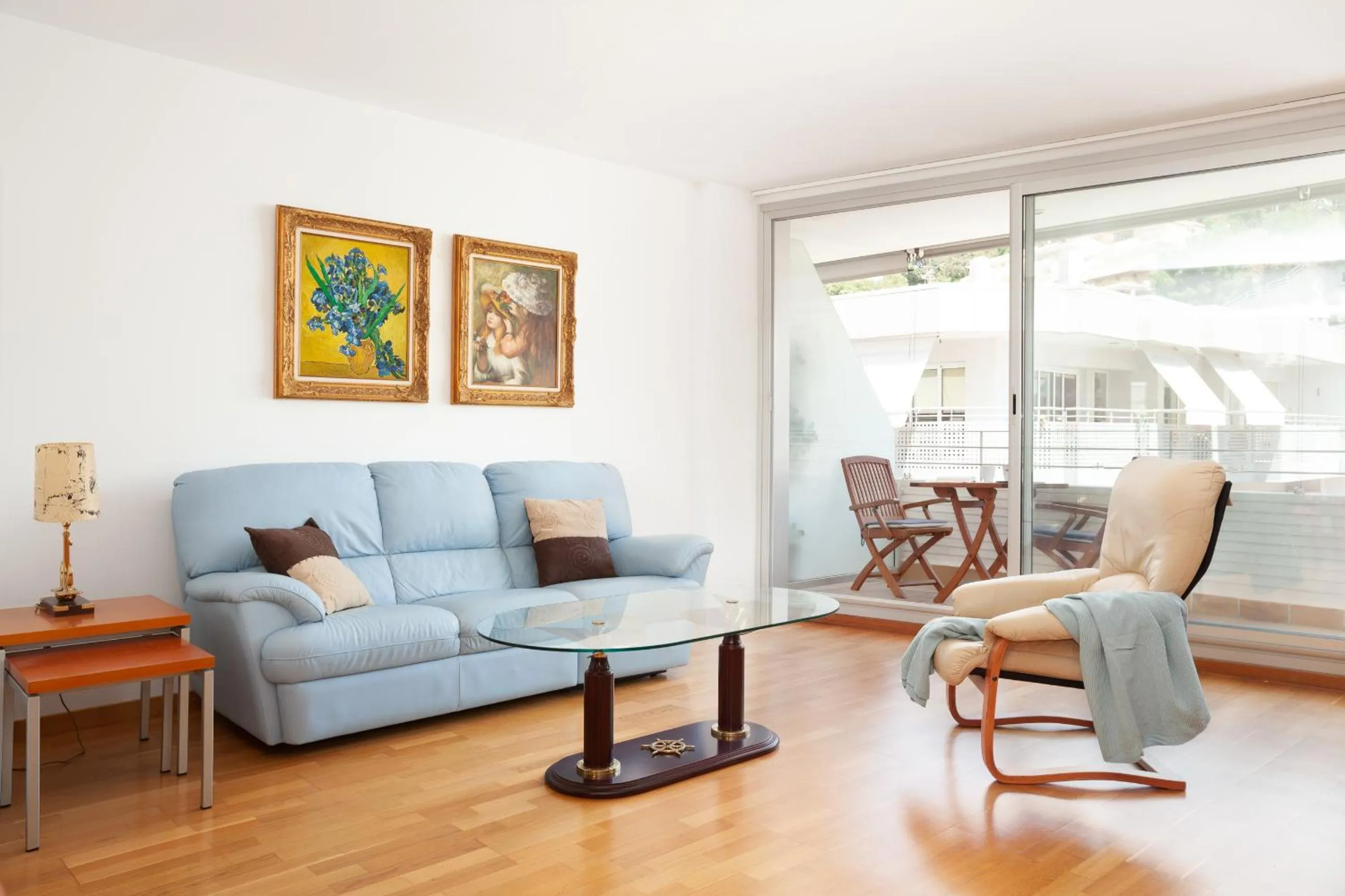 Living room in Lets Holidays Excellent apartment next beach 6