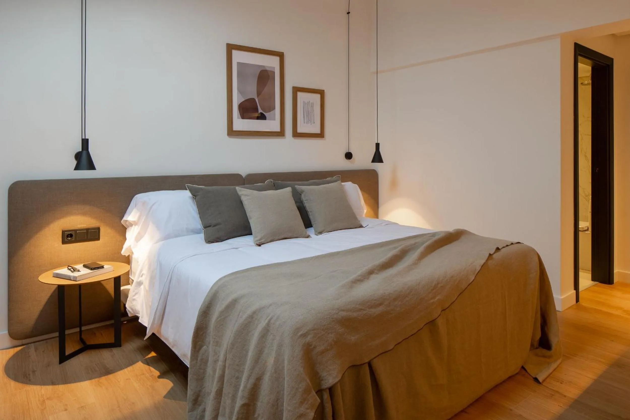 Bed in EtxeAundi Hotel Boutique