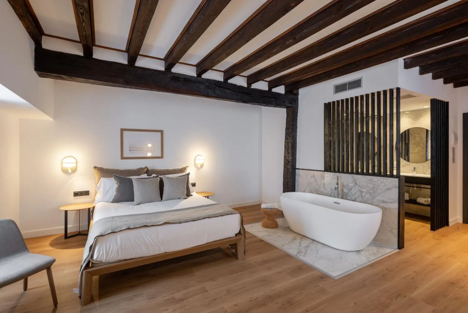 Bed in EtxeAundi Hotel Boutique