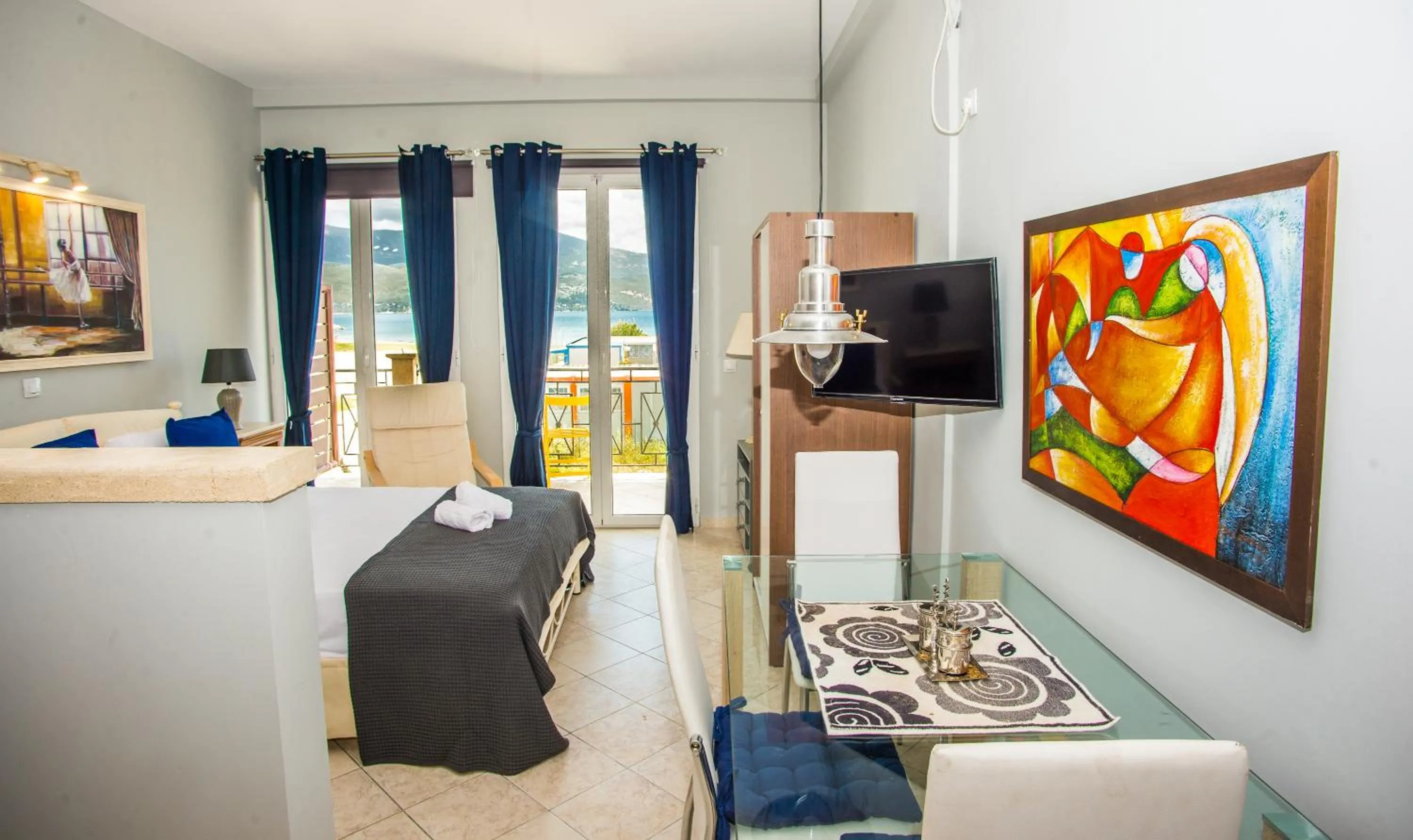 Xenia Ionis luxury apartments