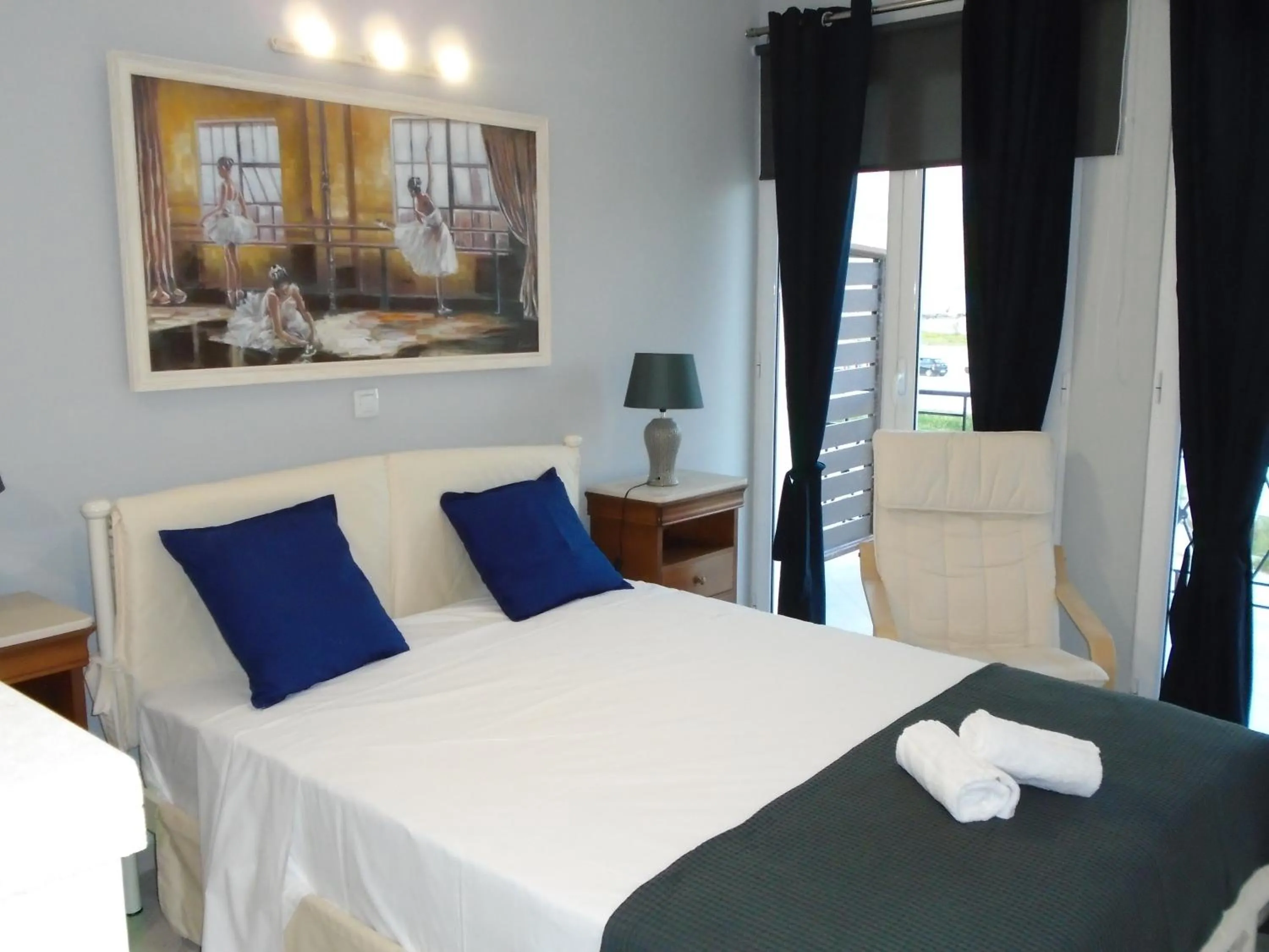 Bed in Xenia Ionis luxury apartments