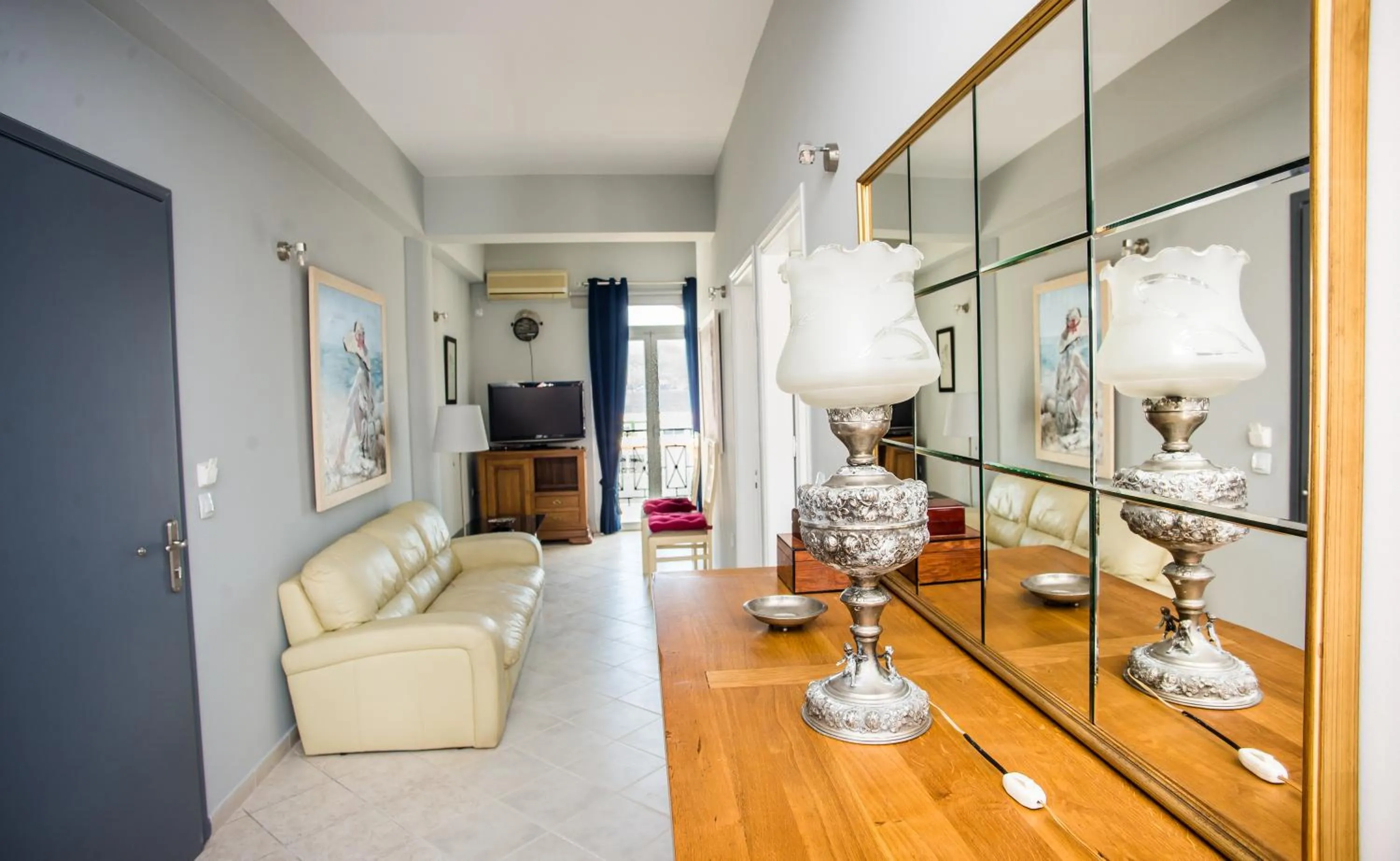 Xenia Ionis luxury apartments