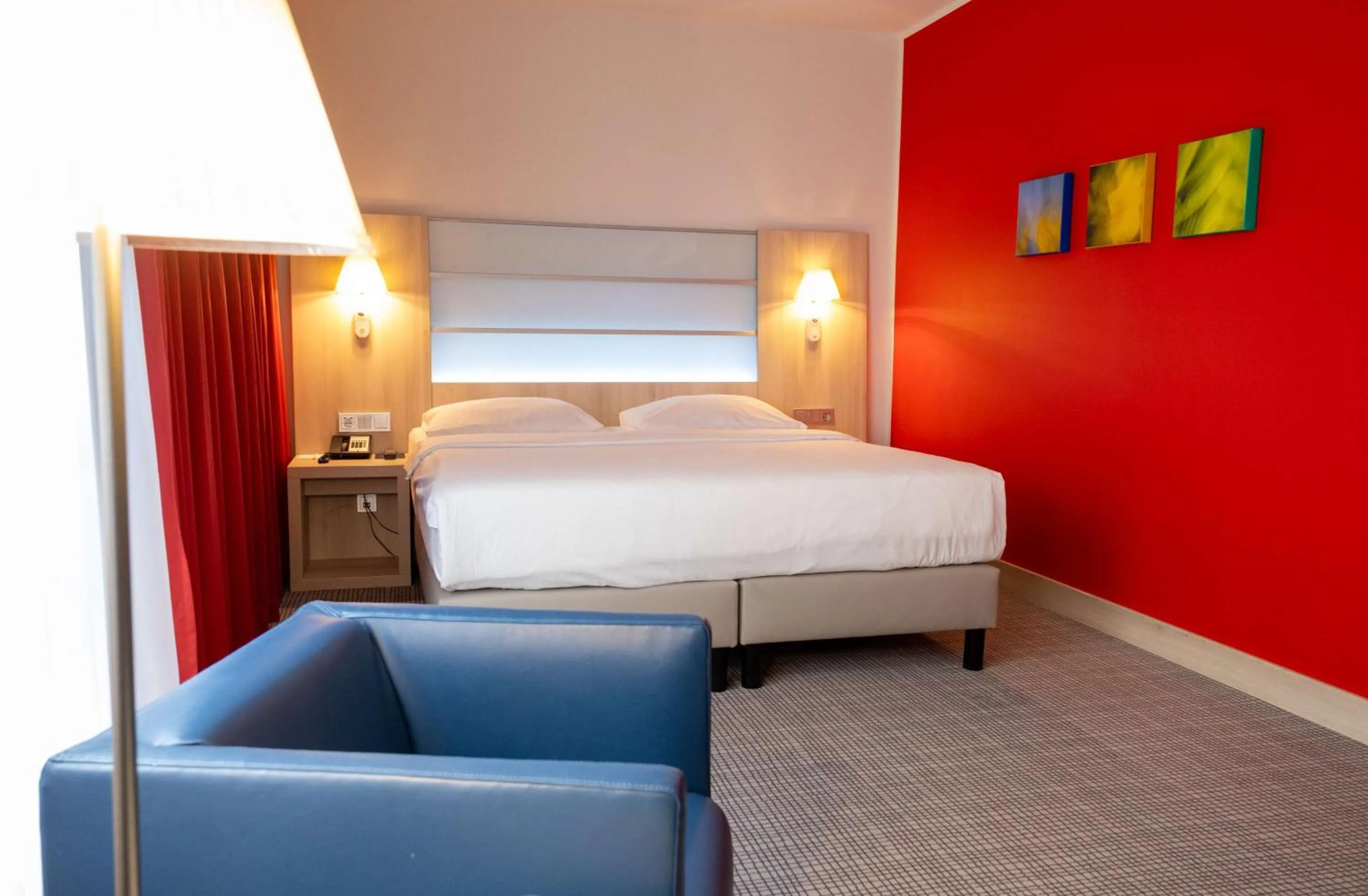 Bedroom, Bed in Park Inn by Radisson Linz