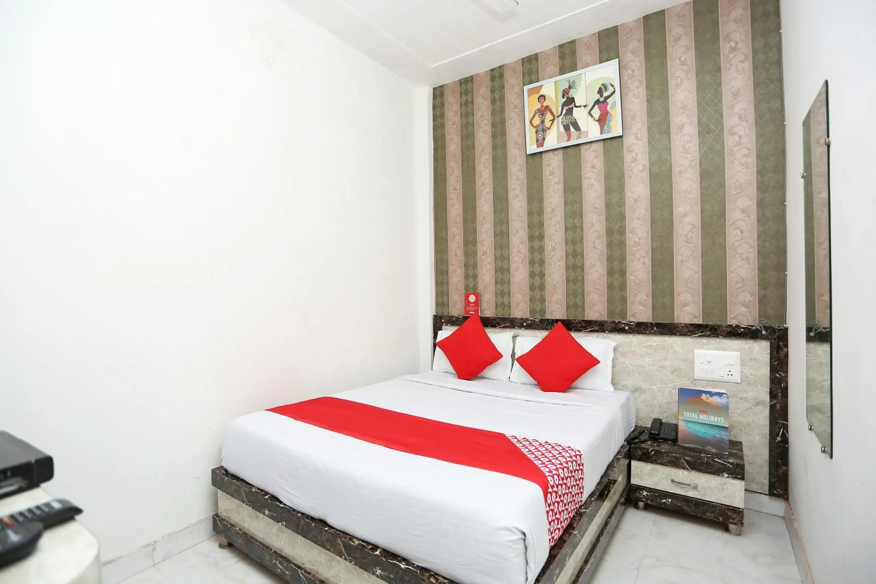 Bedroom, Bed in Hotel O Blue Moon Bedroom, Bed in Hotel O Blue Moon