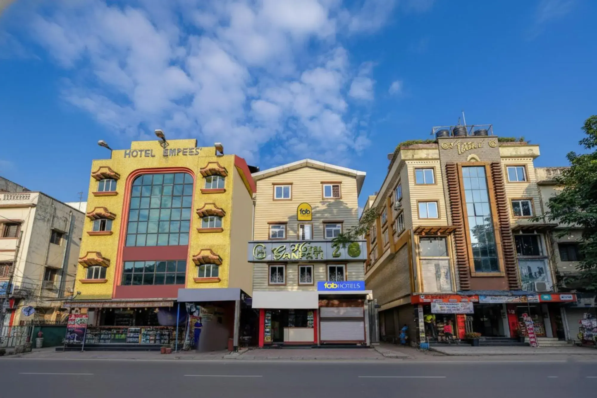 Property building in Via Ganpati 2 - Nr Siliguri Junction Property building in Via Ganpati 2 - Nr Siliguri Junction