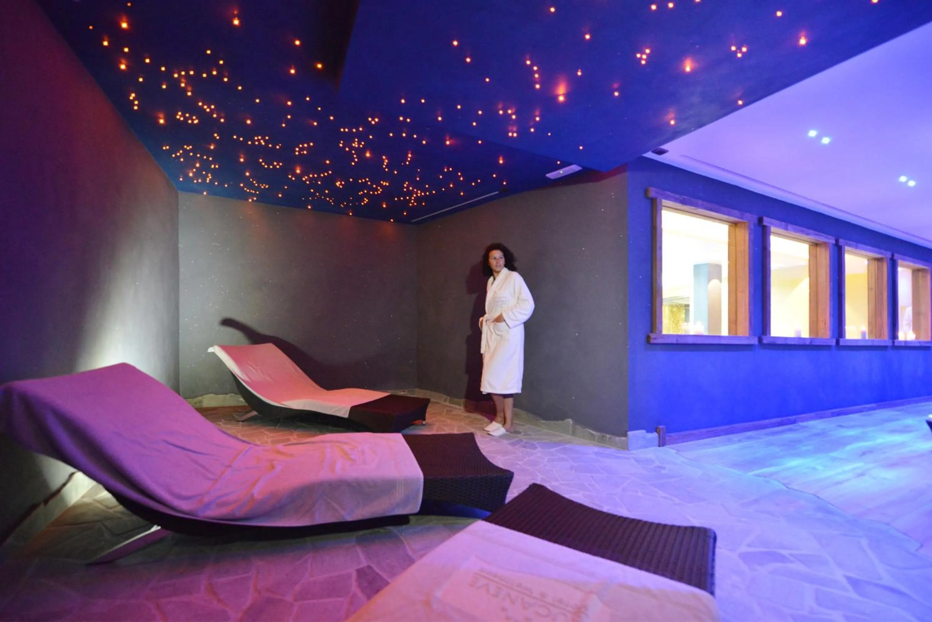Spa and wellness centre/facilities in Hotel Bucaneve