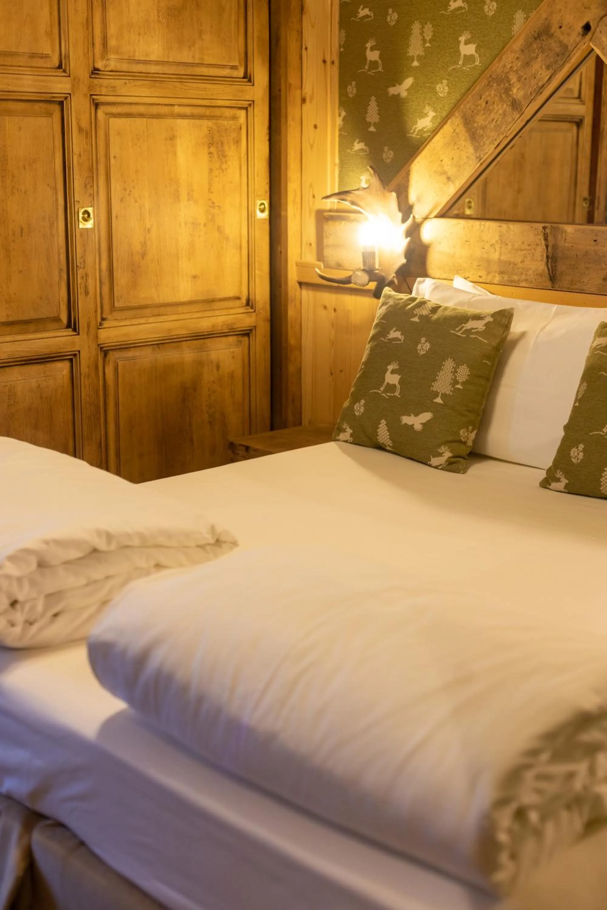 Decorative detail, Bed in Hotel Bucaneve