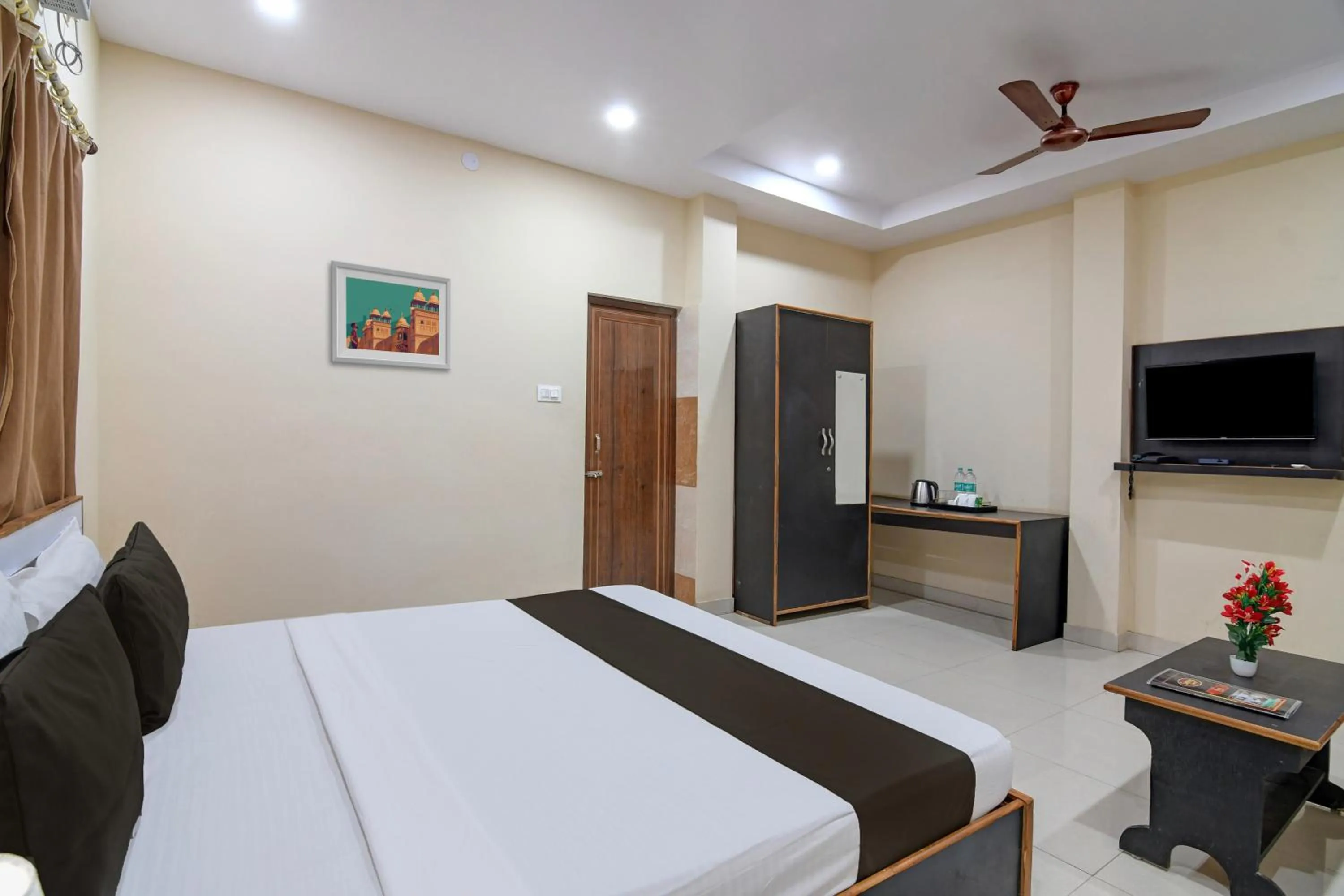 Bedroom, Bed in Archie Oasis