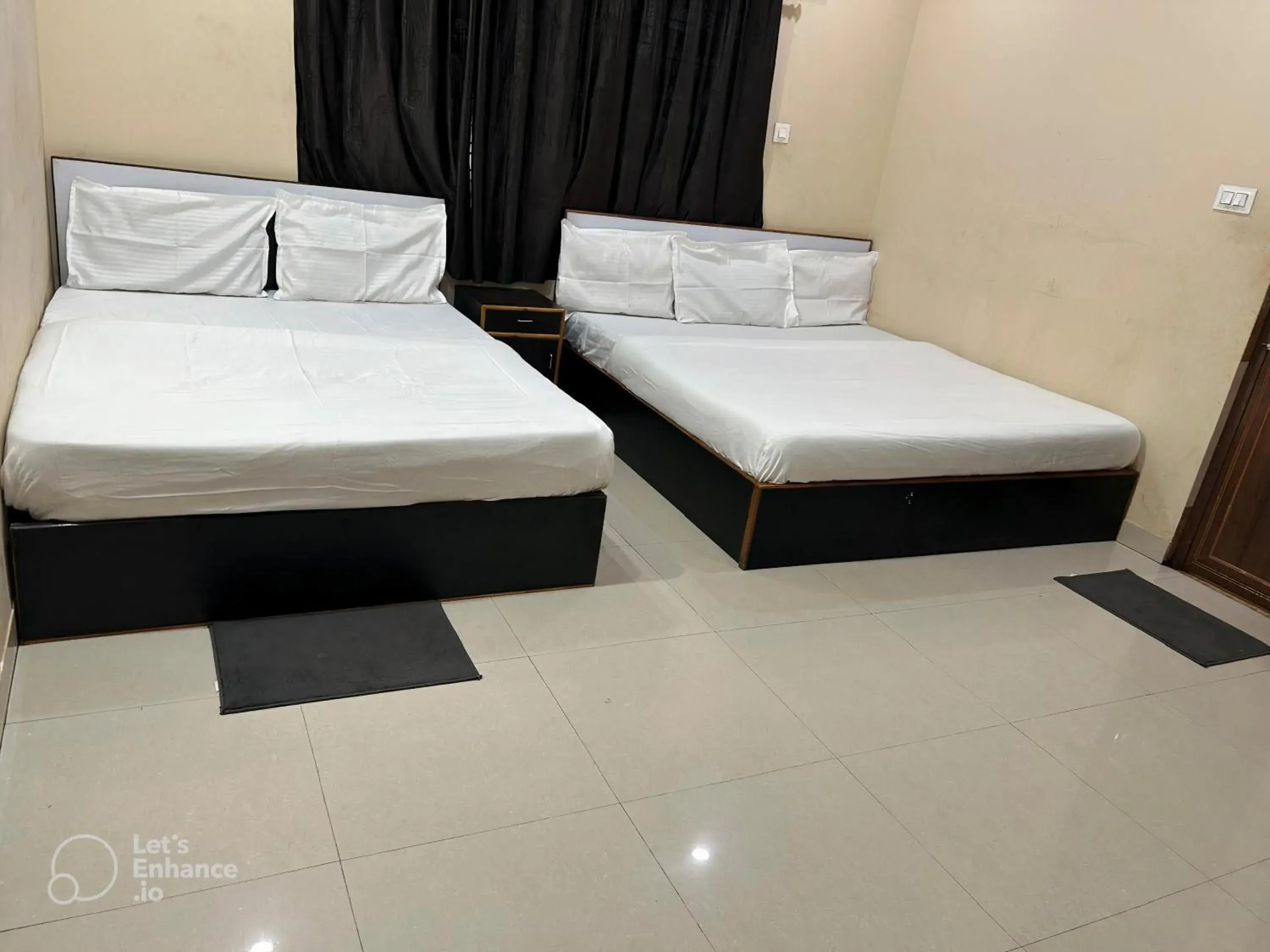 Family Room with Private Bathroom in Archie Oasis Family Room with Private Bathroom in Archie Oasis