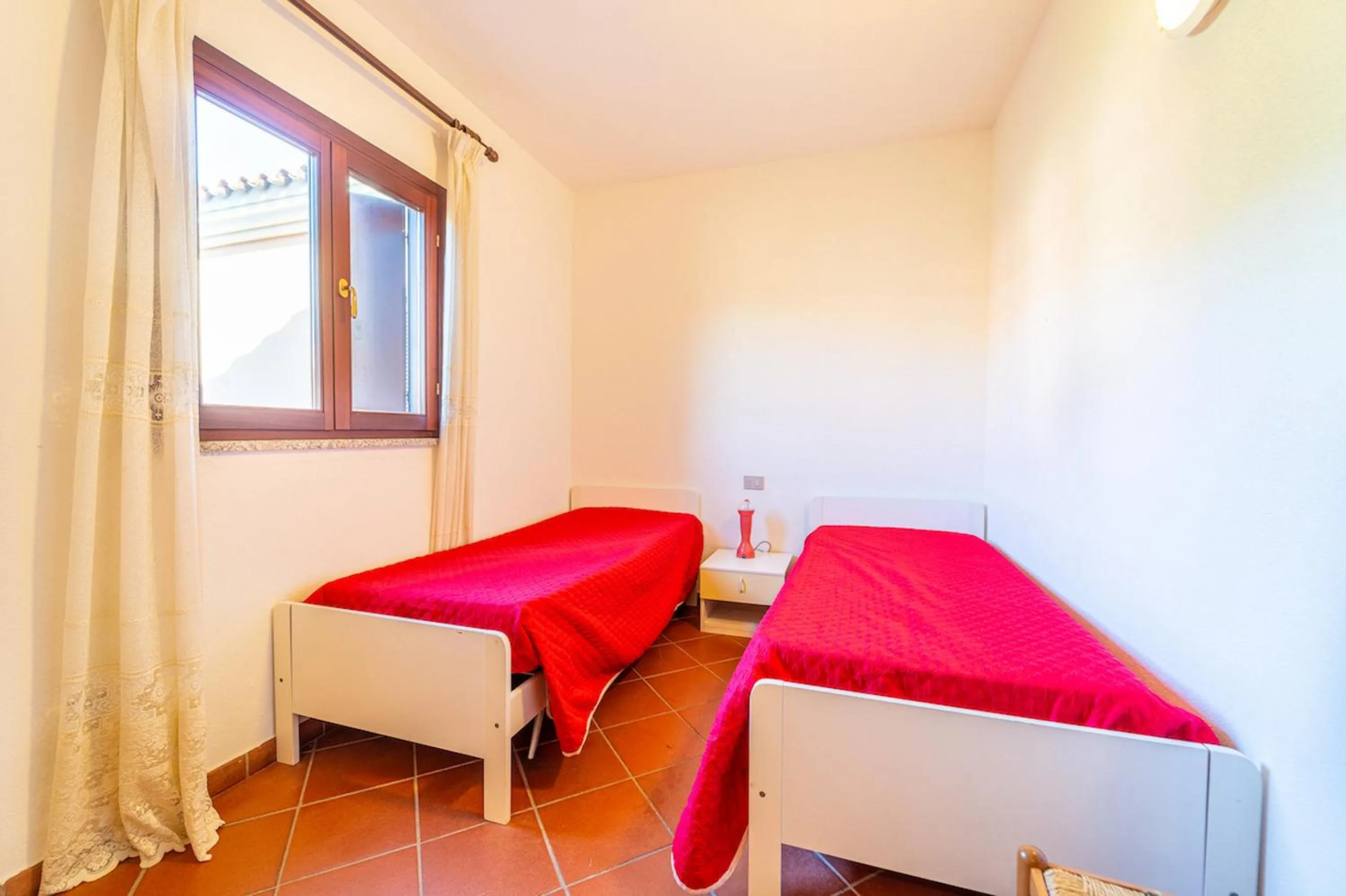 Bed in ISS Travel, L'Uddastru Panoramic Apartments - with private outdoor terrace