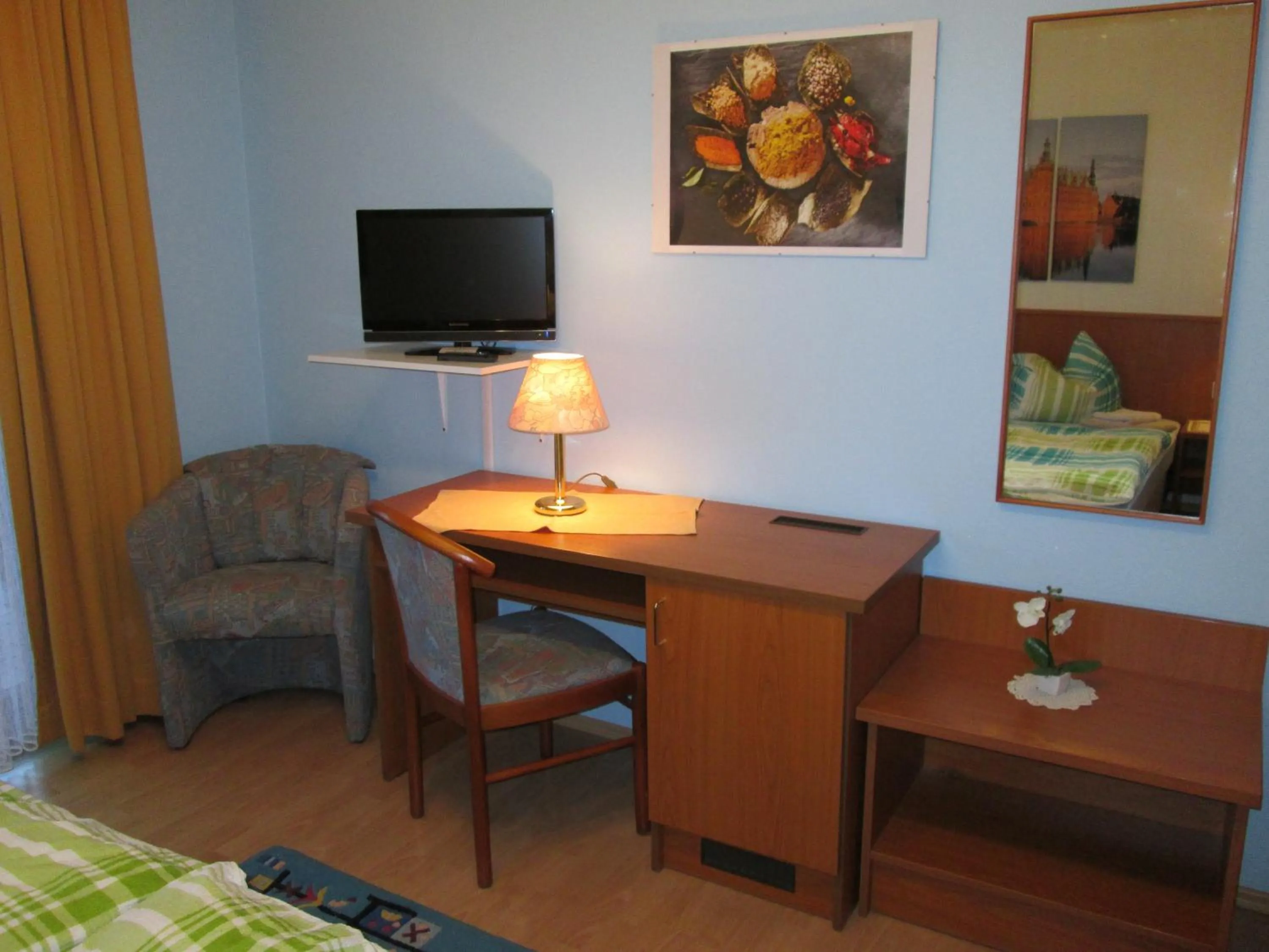 TV and multimedia in Pension Weinhaus Unger
