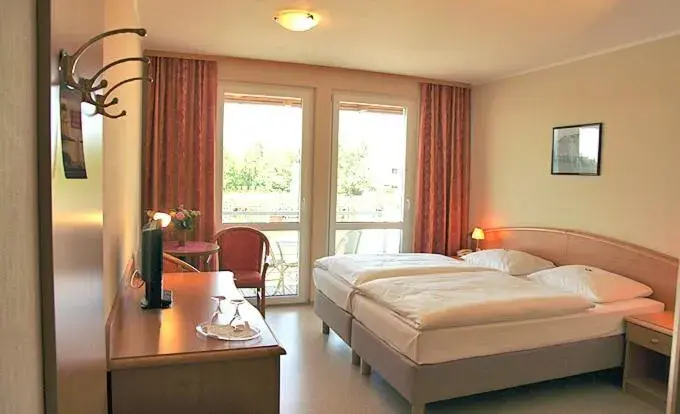 Double Room in Hotel zur Brücke Double Room in Hotel zur Brücke