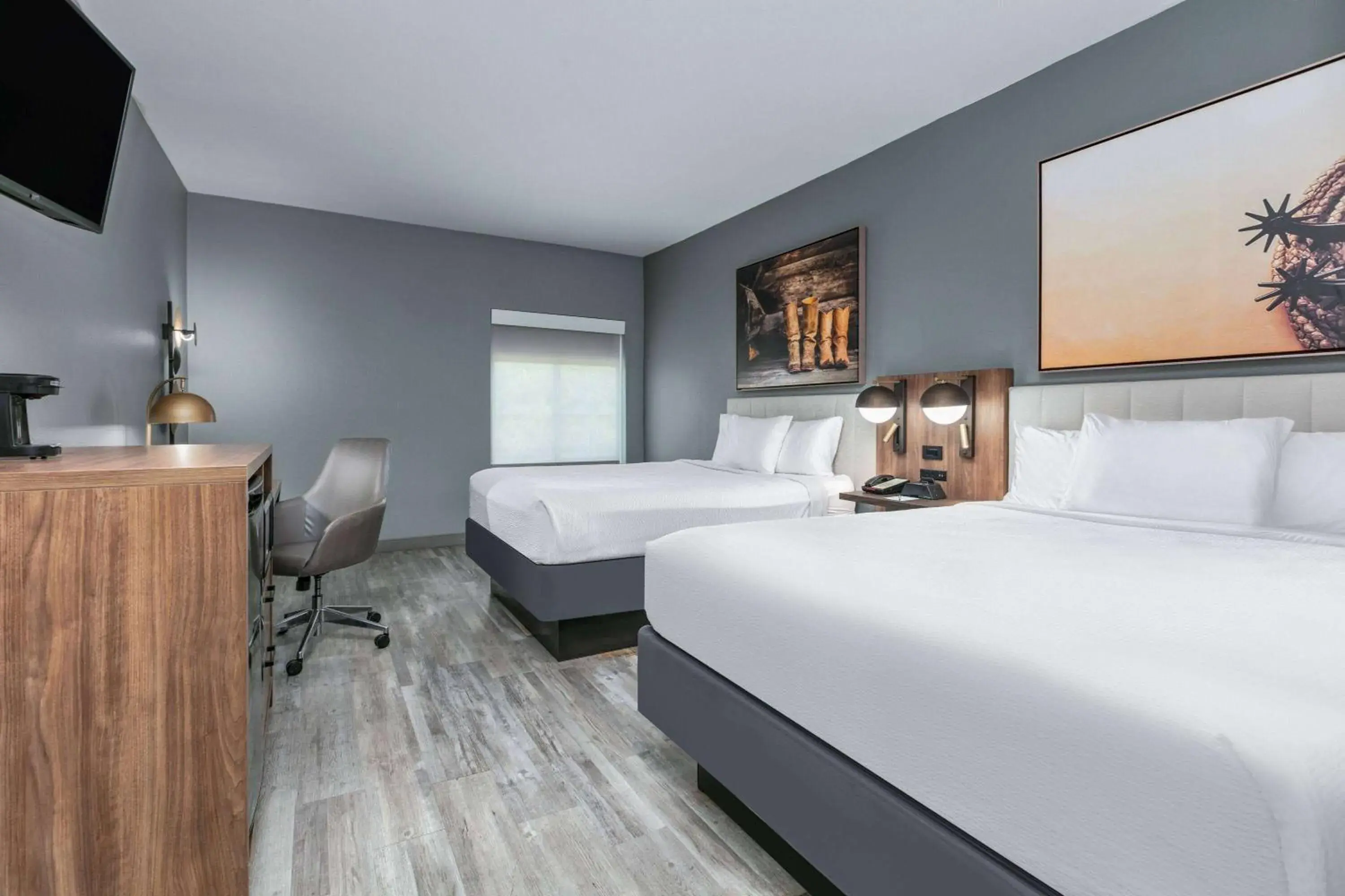 Photo of the whole room in La Quinta by Wyndham Decatur Photo of the whole room in La Quinta by Wyndham Decatur