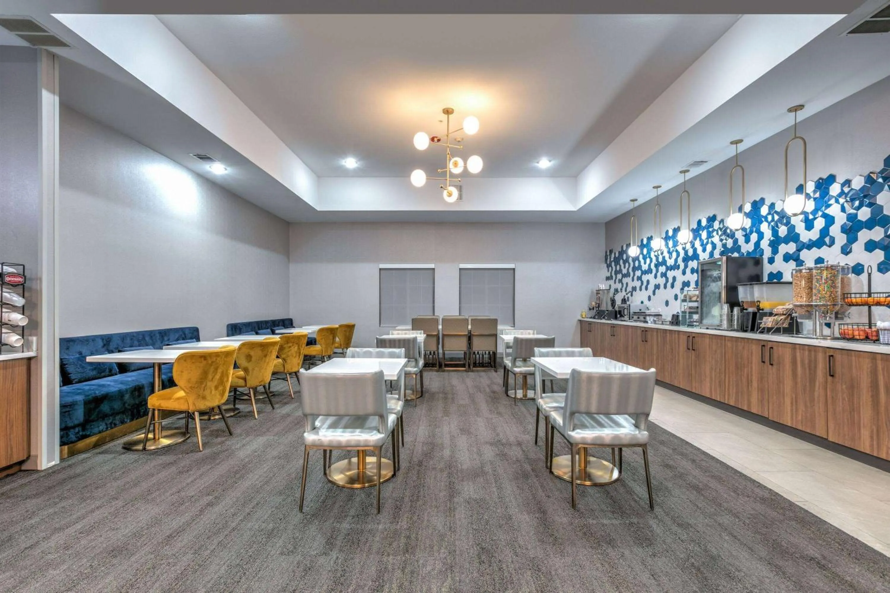 Breakfast in La Quinta by Wyndham Decatur