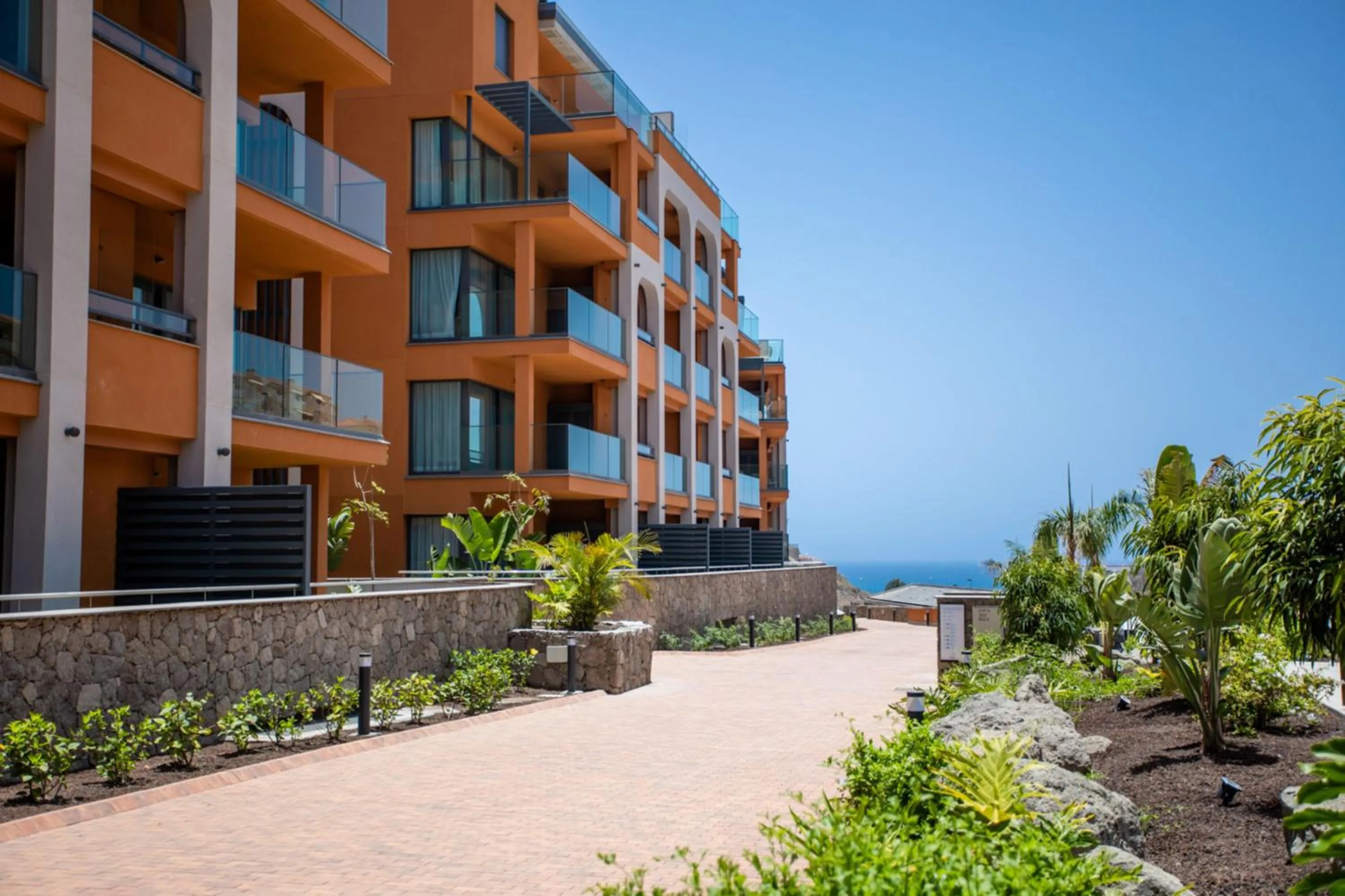 Property building in Arguineguín Park By Servatur VV