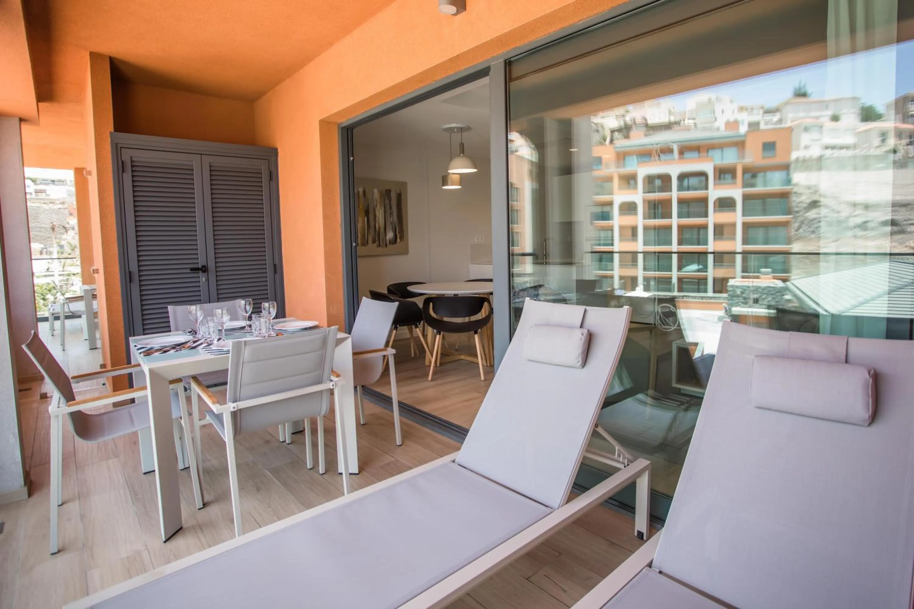 Photo of the whole room in Arguineguín Park By Servatur VV