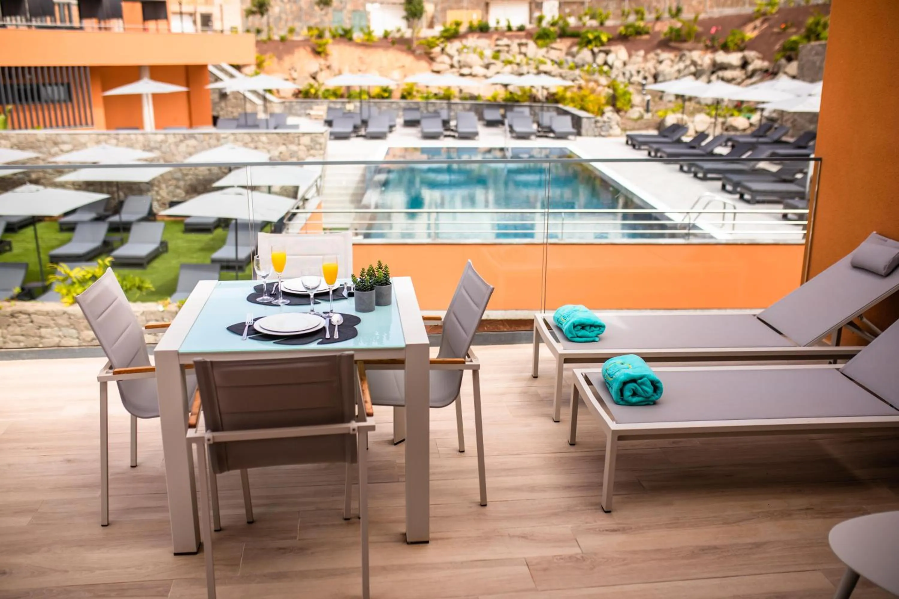 Photo of the whole room in Arguineguín Park By Servatur VV