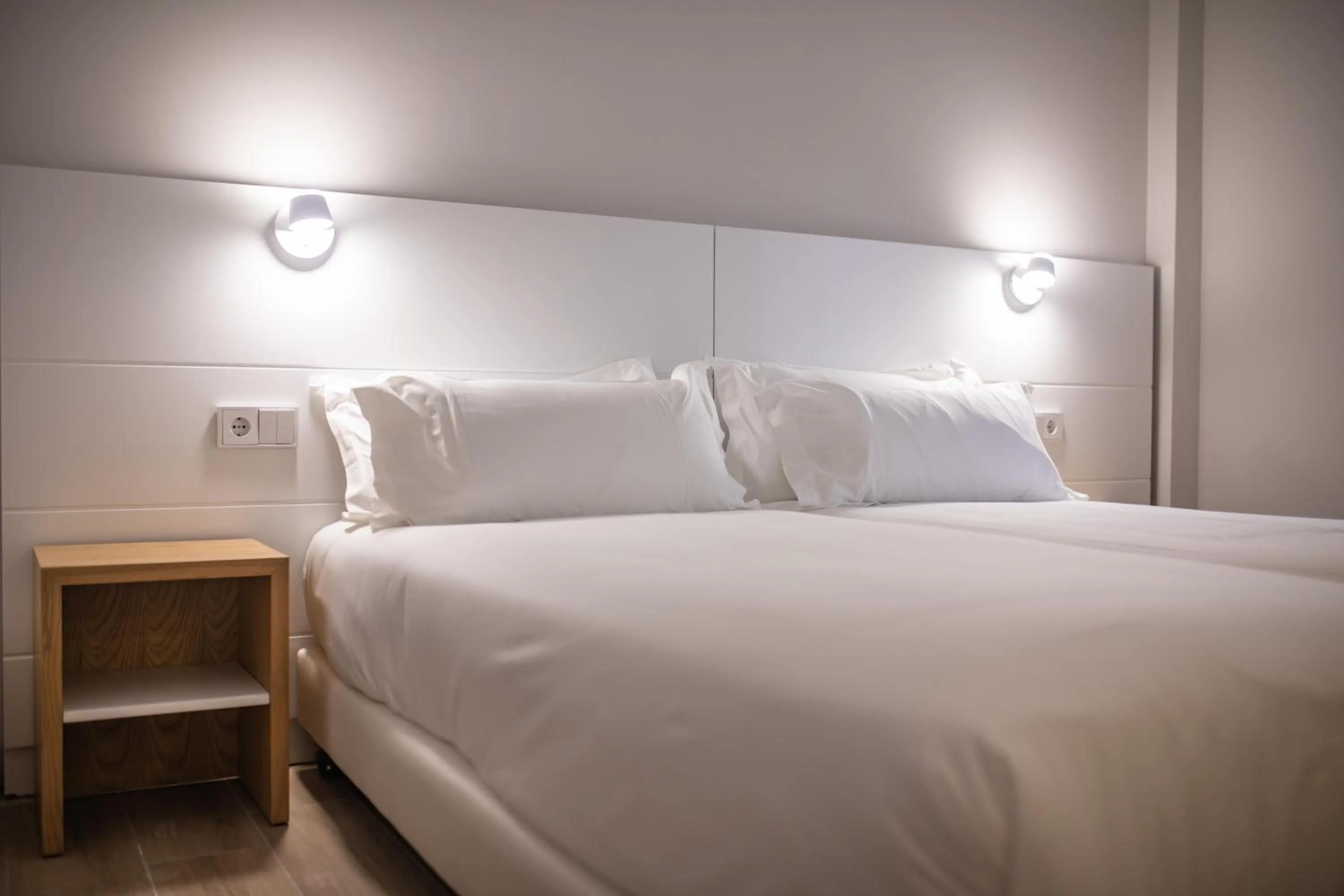 Photo of the whole room, Bed in Arguineguín Park By Servatur VV