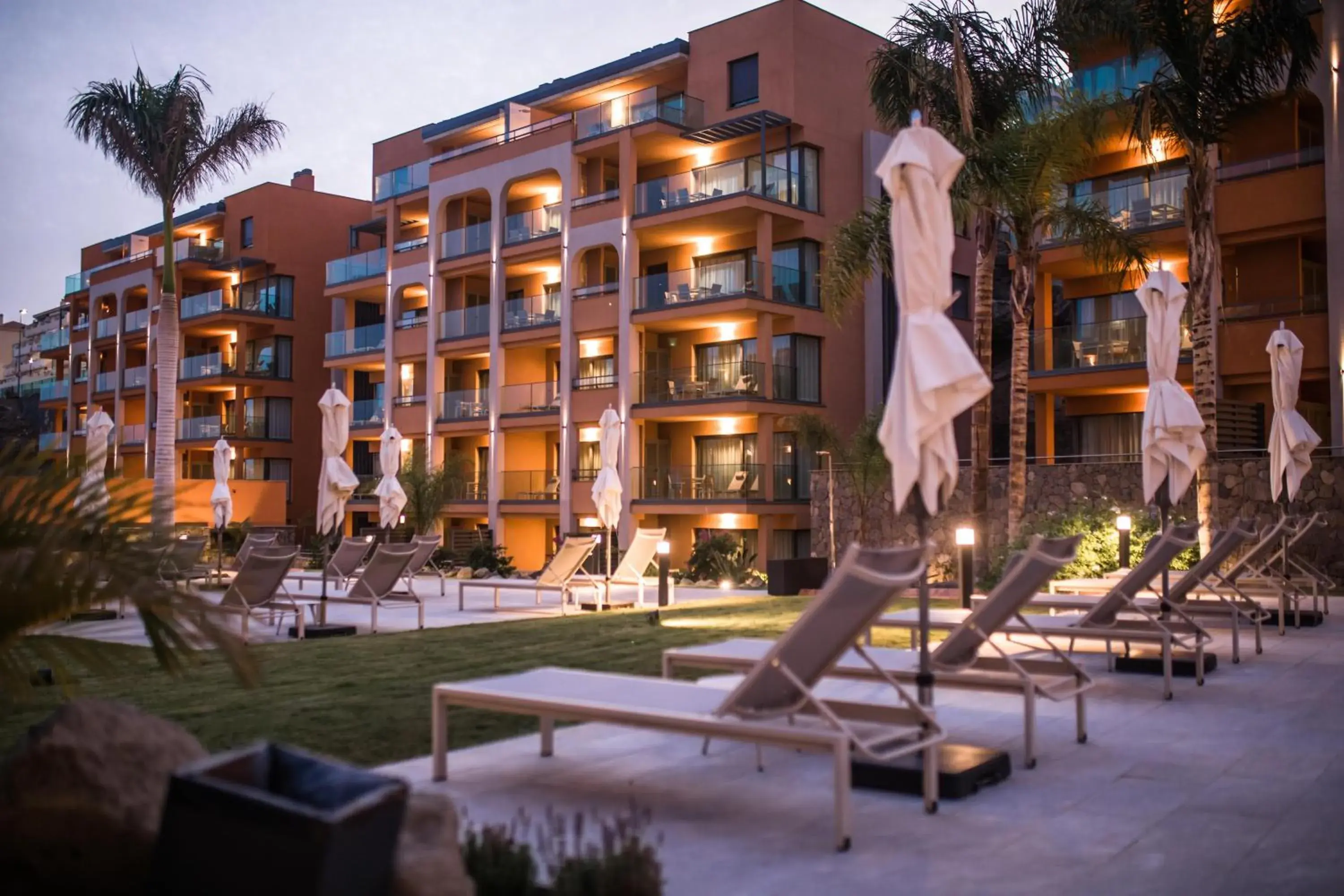 Property building in Arguineguín Park By Servatur VV Property building in Arguineguín Park By Servatur VV