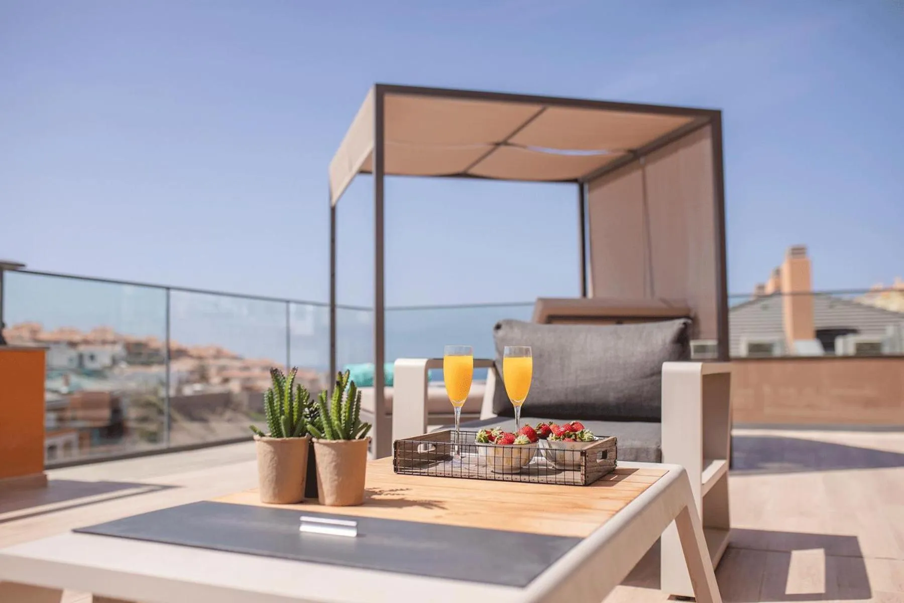 Photo of the whole room in Arguineguín Park By Servatur VV