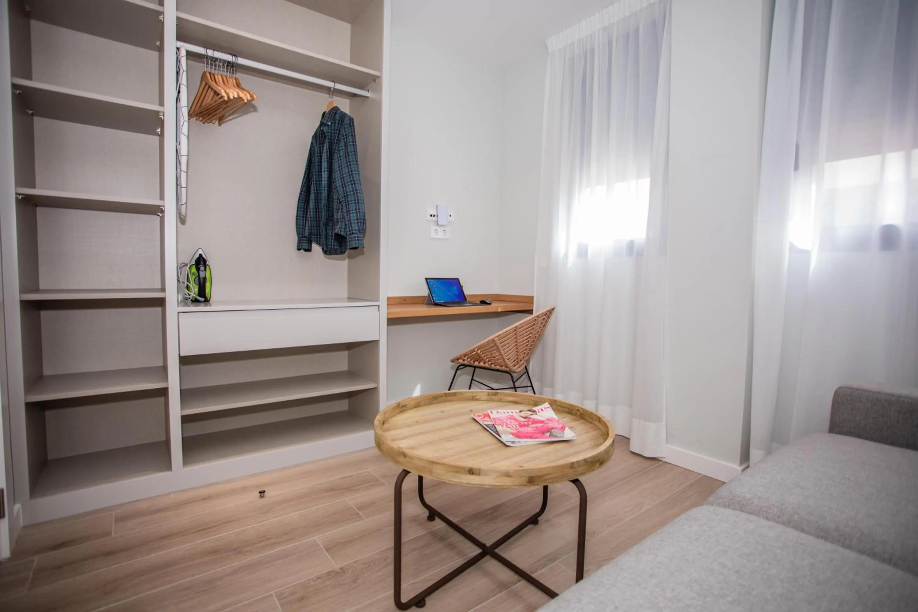 Photo of the whole room, Bed in Arguineguín Park By Servatur VV