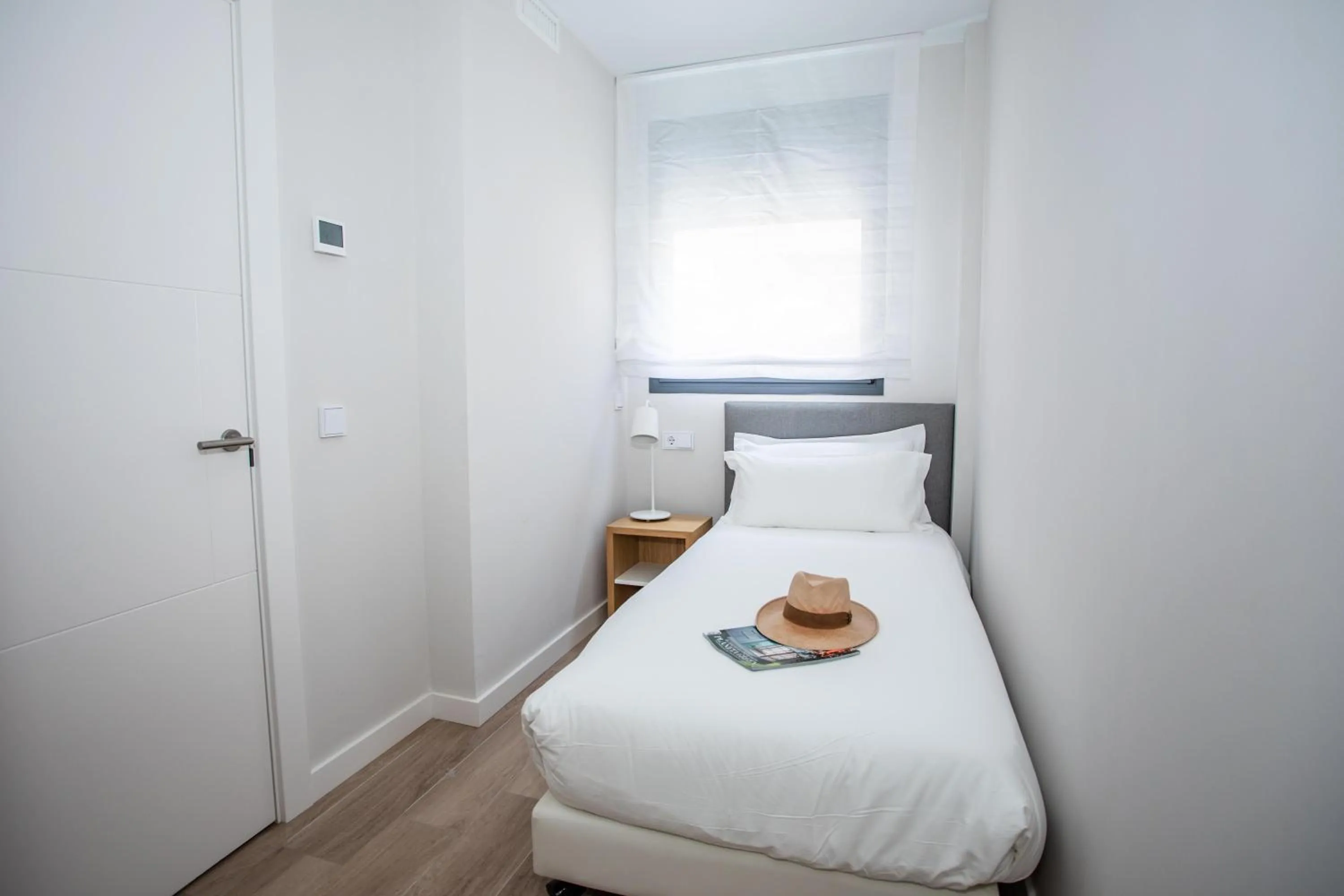 Photo of the whole room, Bed in Arguineguín Park By Servatur VV