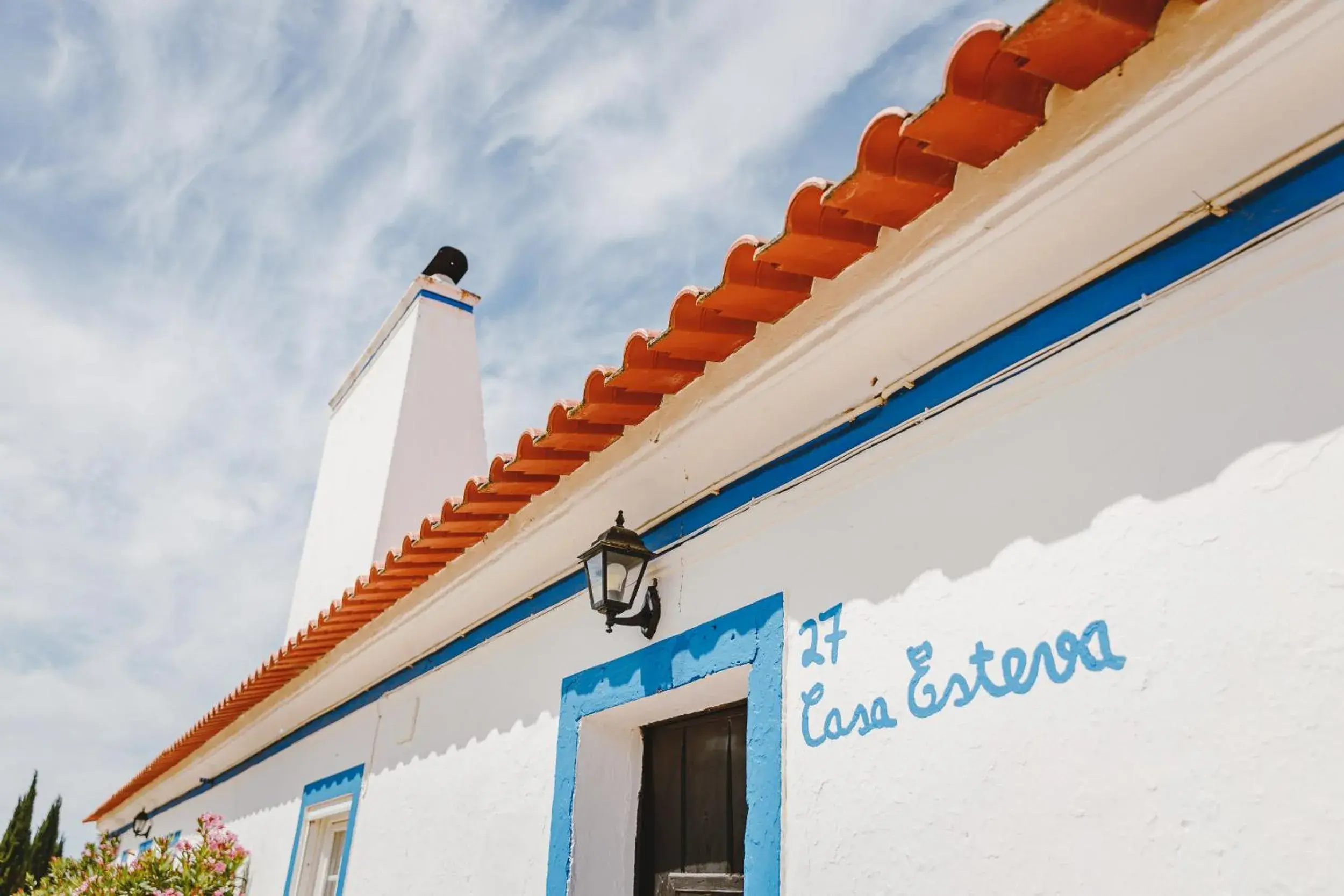 Three-Bedroom House in Monte do Ramalho Three-Bedroom House in Monte do Ramalho