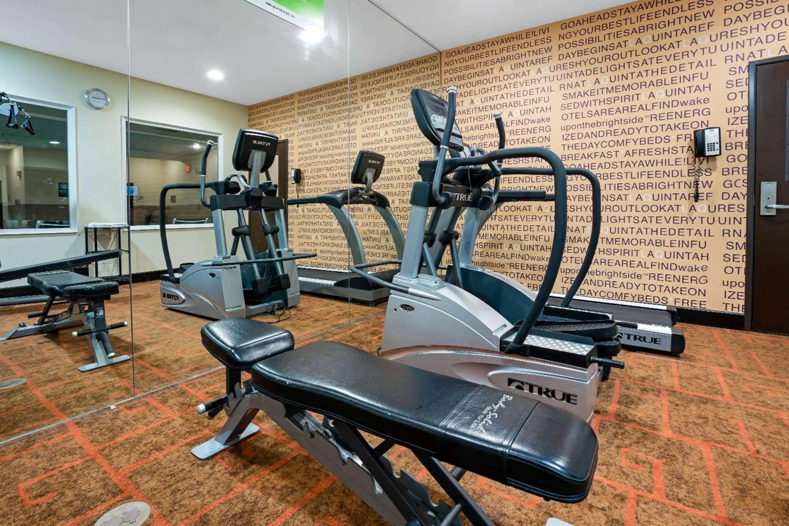 Fitness centre/facilities in La Quinta by Wyndham Auburn Fitness centre/facilities in La Quinta by Wyndham Auburn