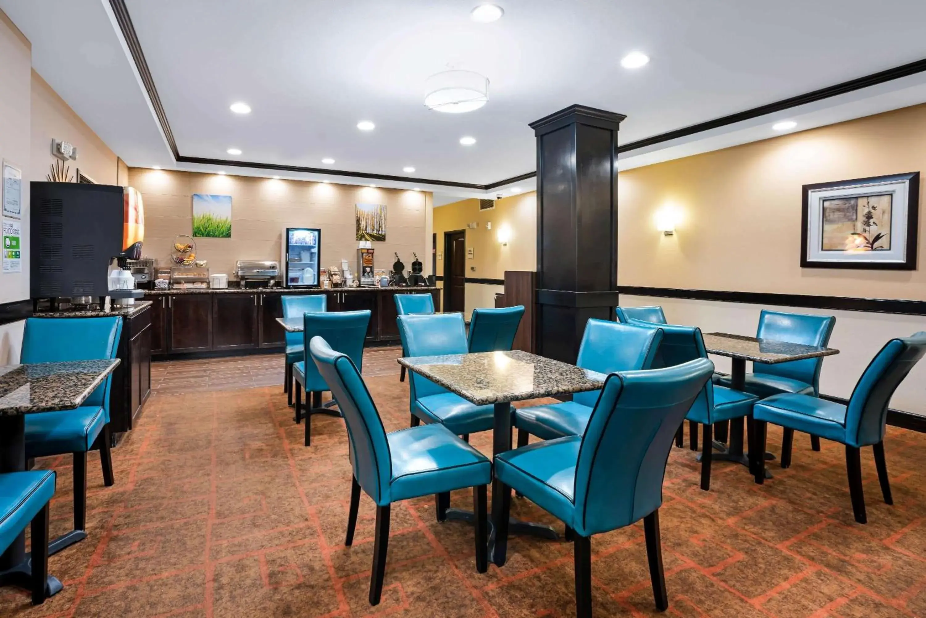 Restaurant/places to eat in La Quinta by Wyndham Auburn Restaurant/places to eat in La Quinta by Wyndham Auburn