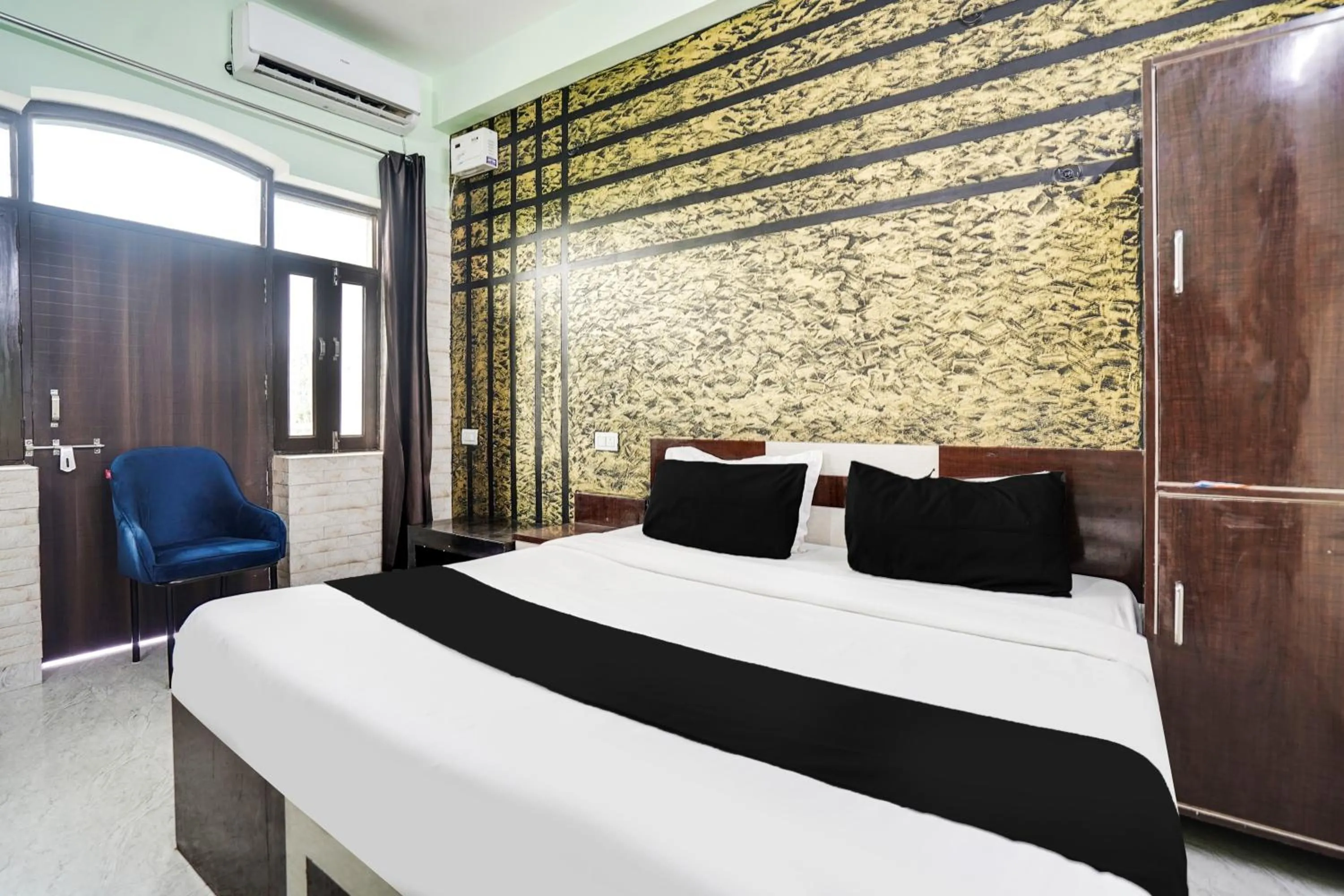 Bedroom, Bed in Super Collection O Rajapur Circuit House