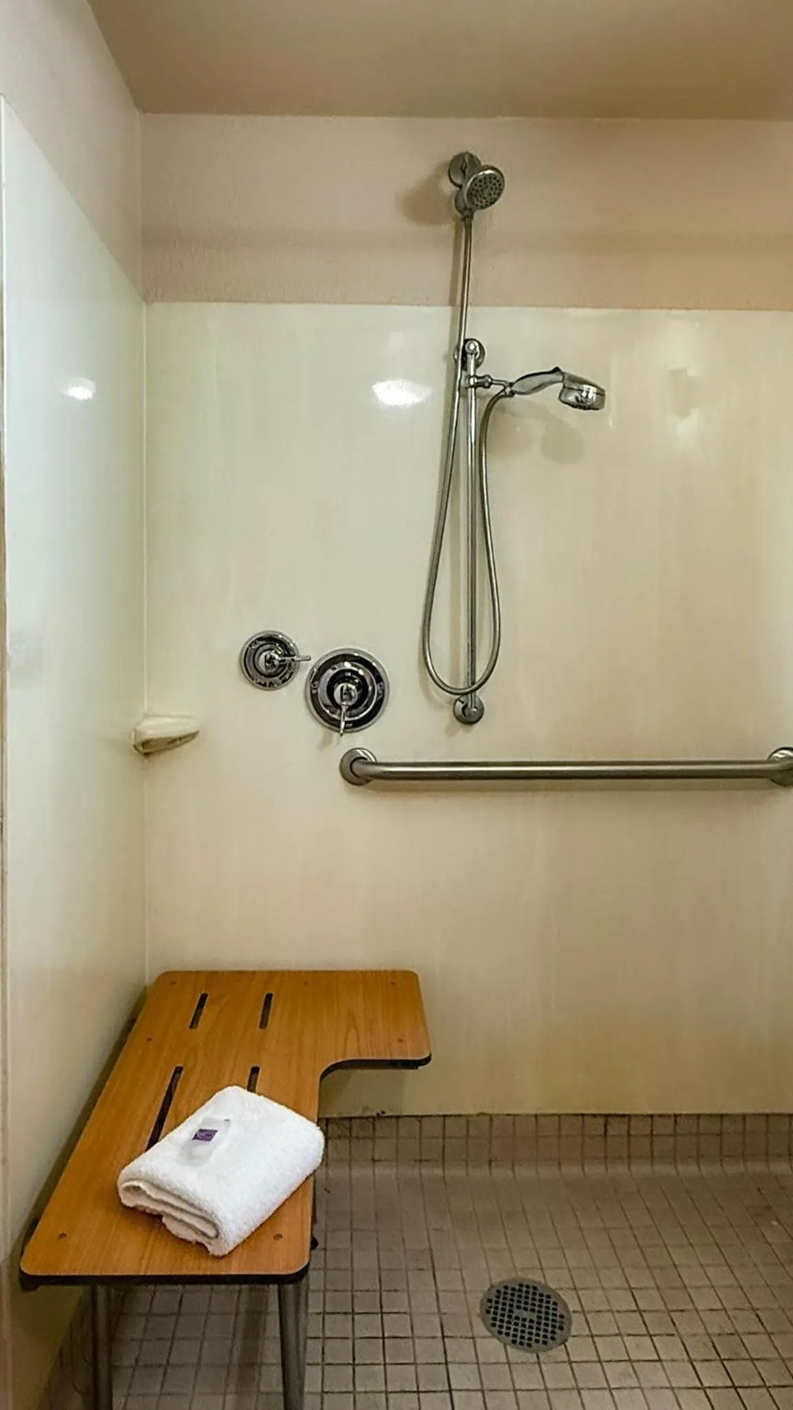 Bathroom in Motel 6 Smyrna, GA