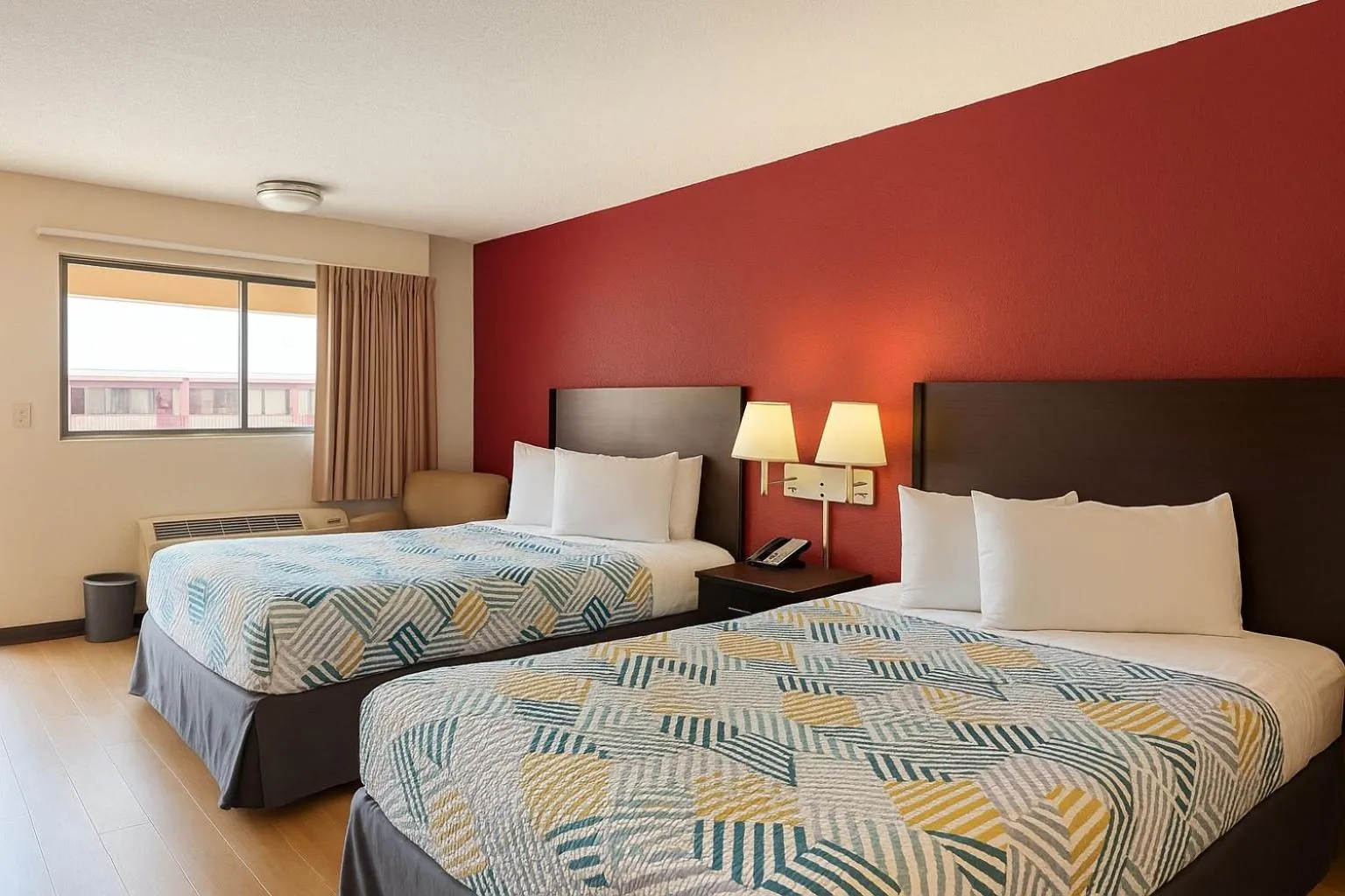 Bed in Motel 6 Smyrna, GA