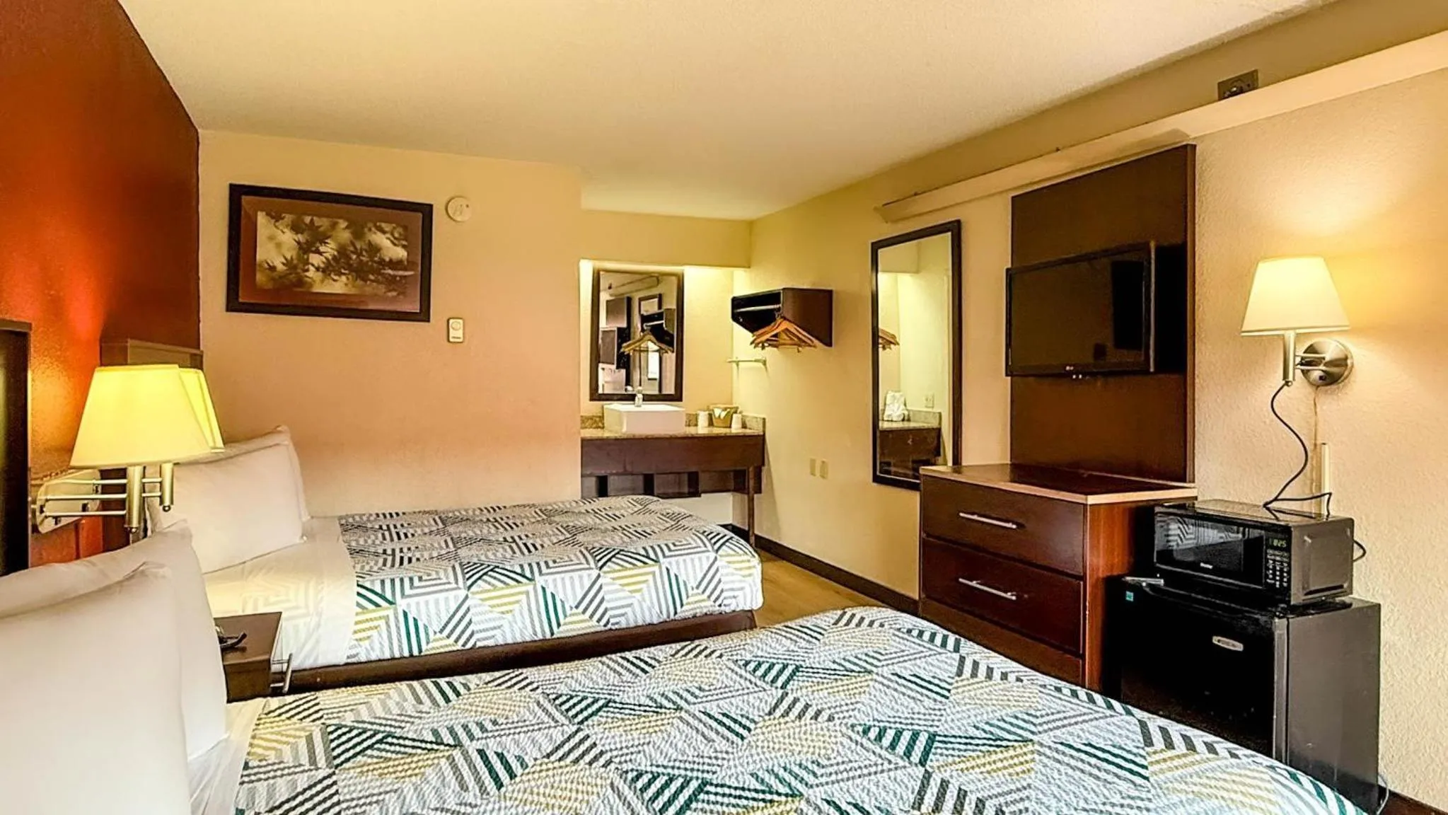 Bedroom, Bed in Motel 6 Smyrna, GA