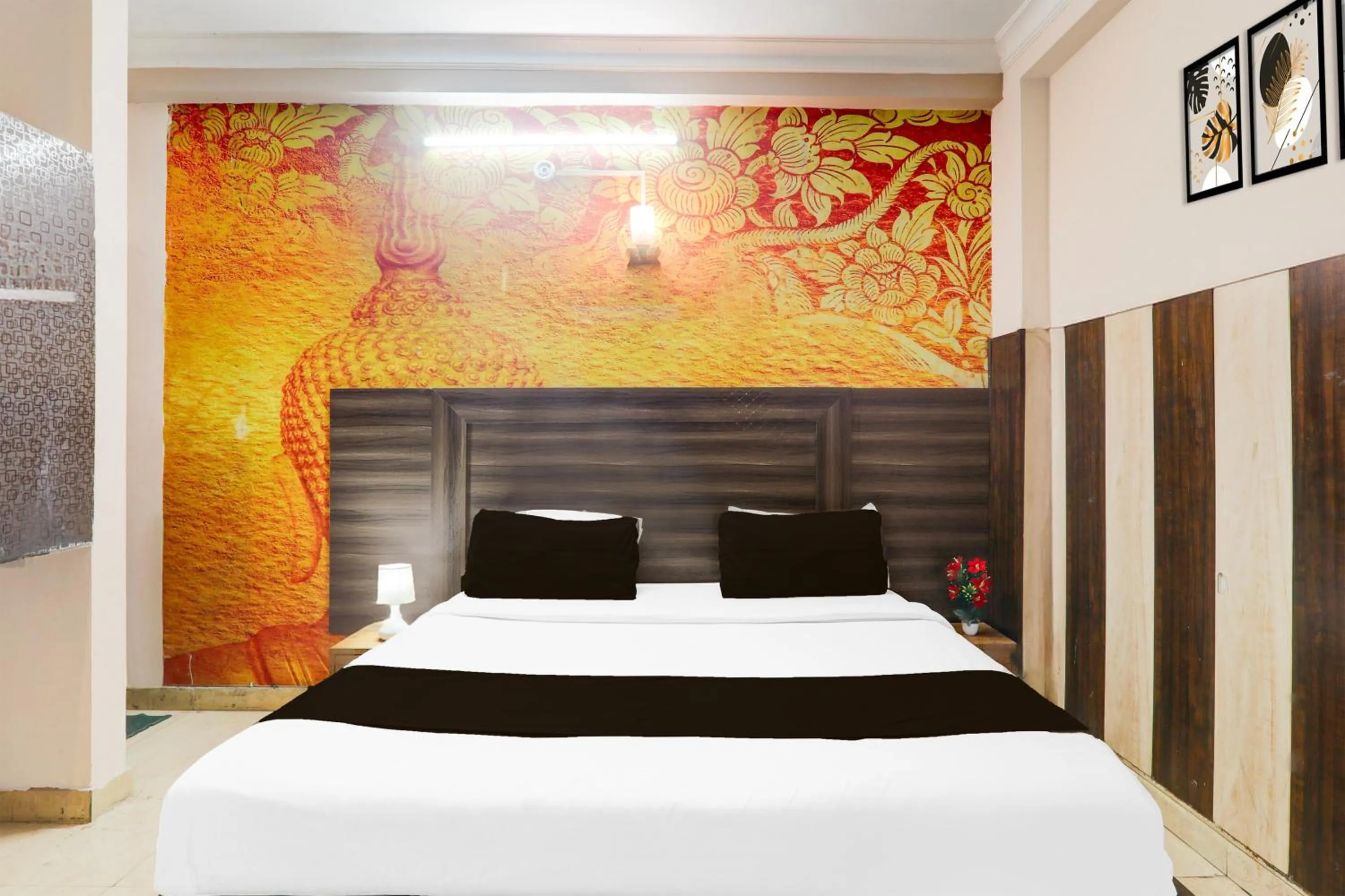 Bedroom, Bed in Super Hotel O Sharda Nagar Lucknow