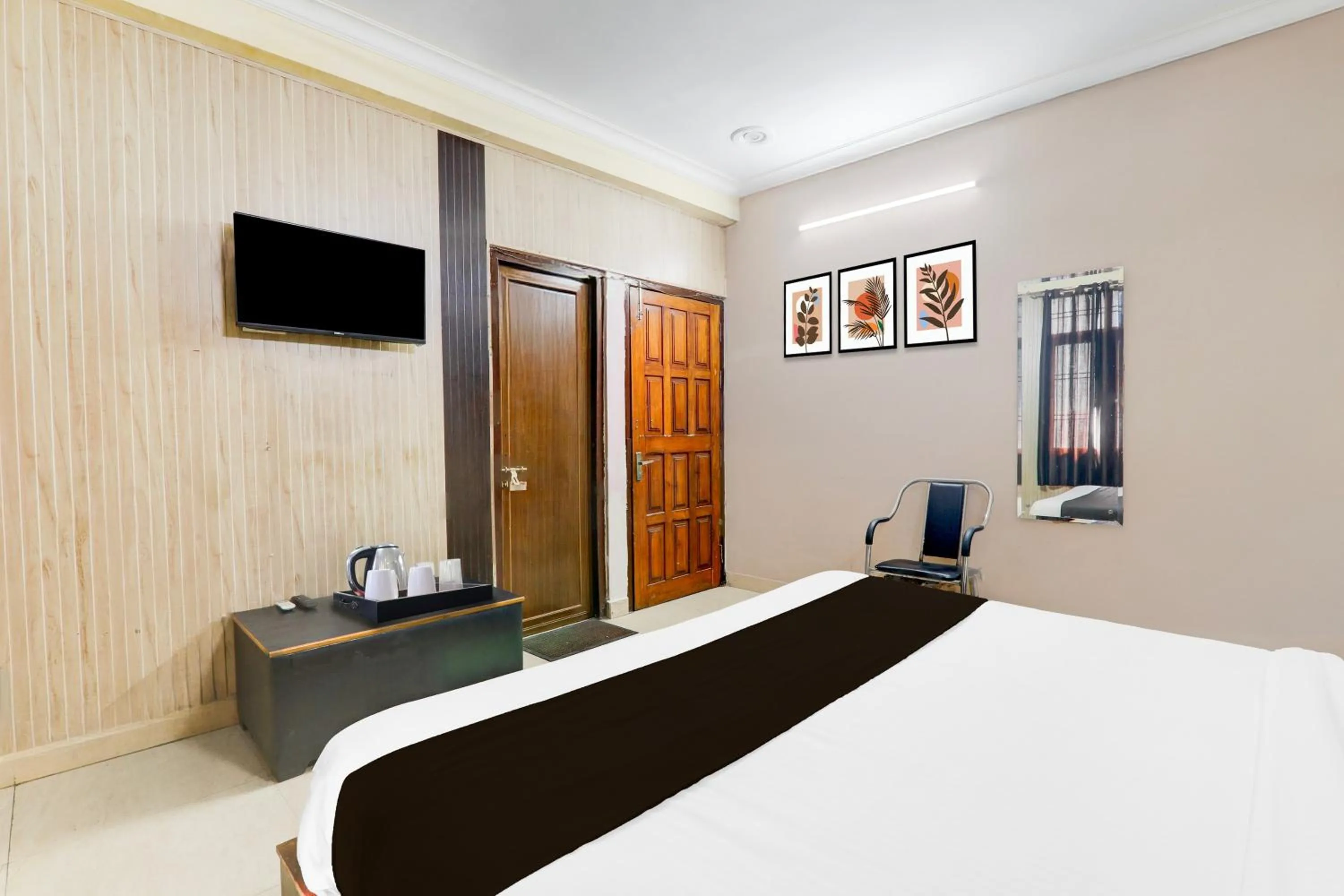 Bedroom, Bed in Super Hotel O Sharda Nagar Lucknow