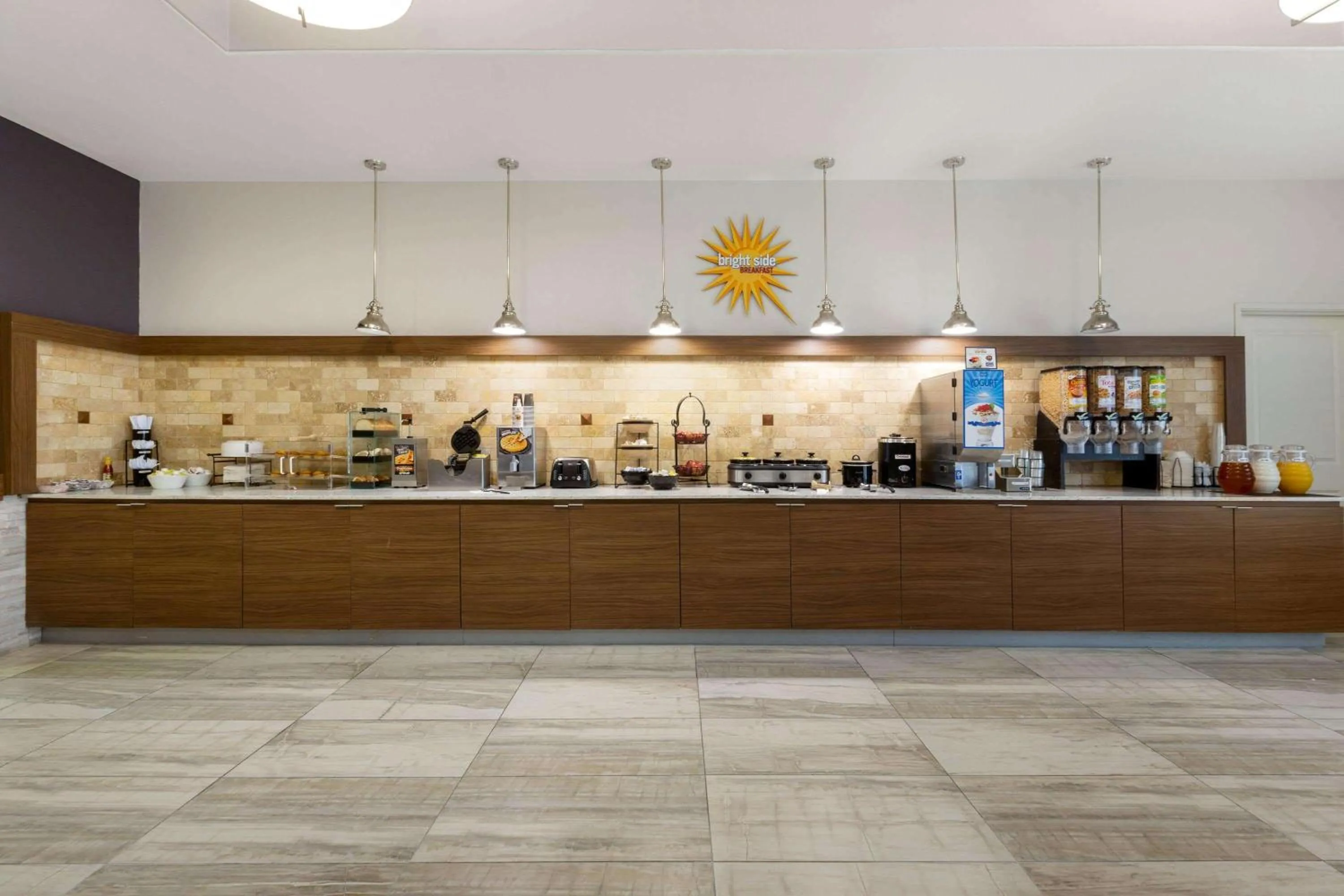 Restaurant/places to eat in La Quinta by Wyndham Alvin