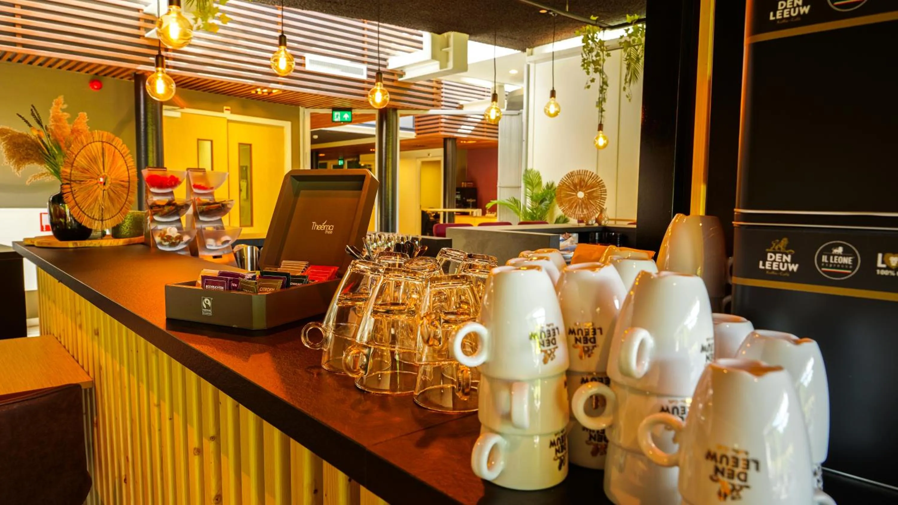 Coffee/tea facilities in Boshotel Overberg