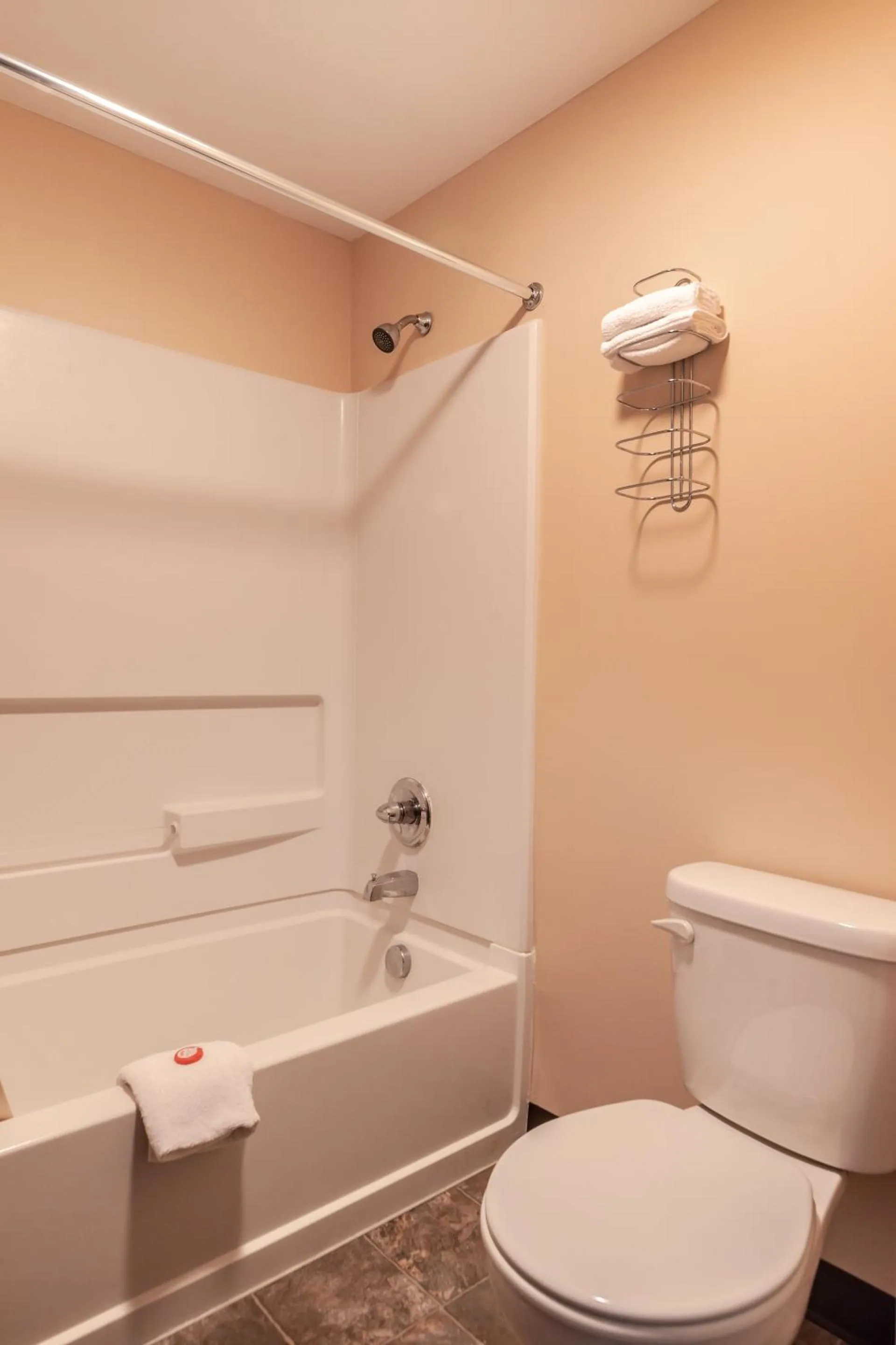 Bathroom in OYO Hotel Wadsworth OH I-76