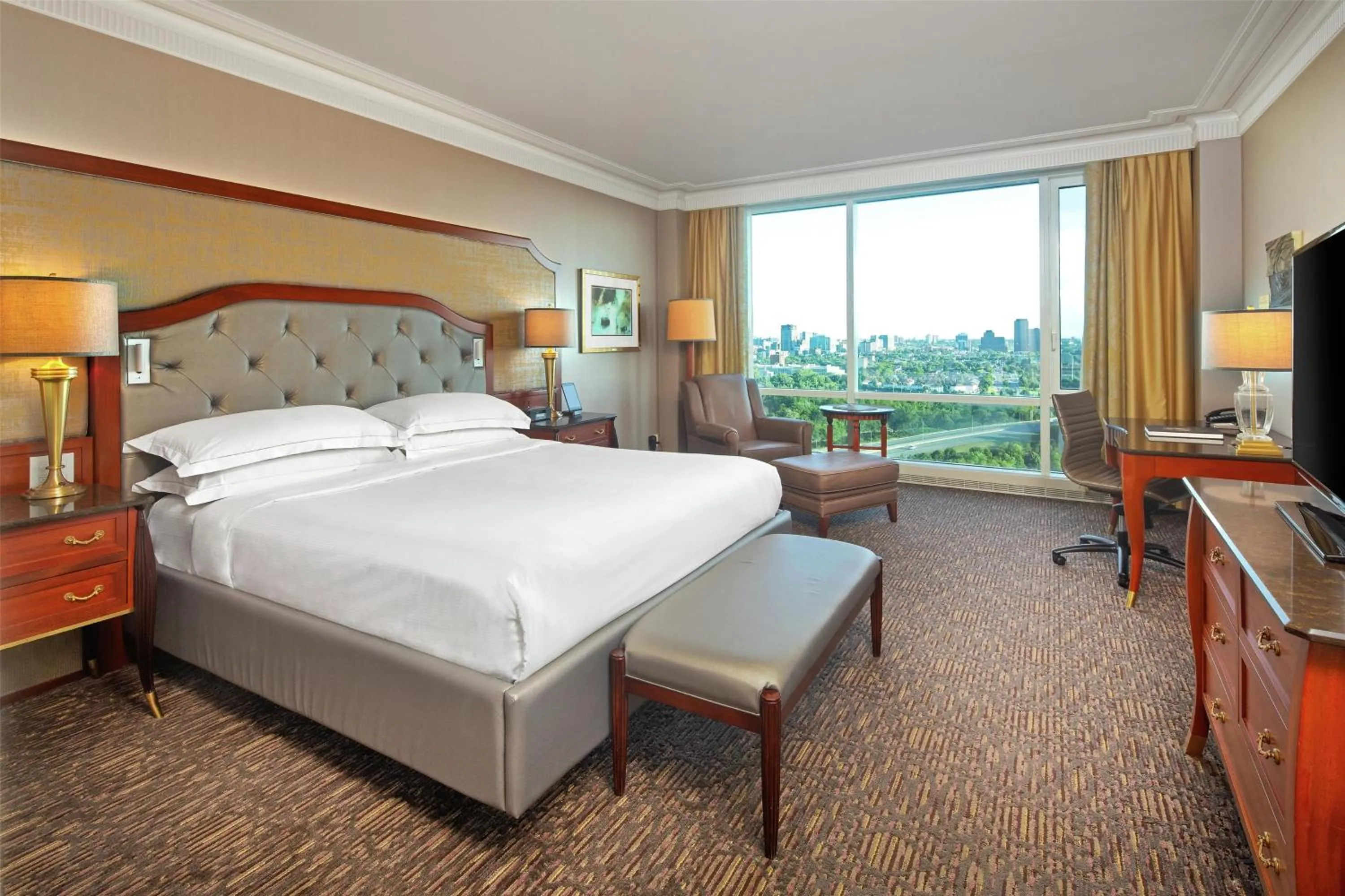 Bedroom, Bed in Hilton Lac-Leamy