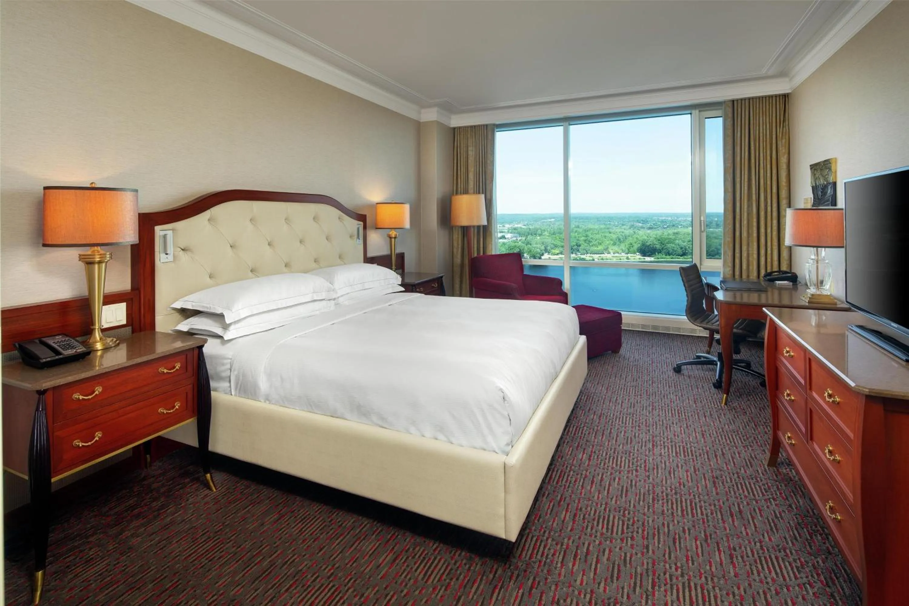 Bedroom, Bed in Hilton Lac-Leamy