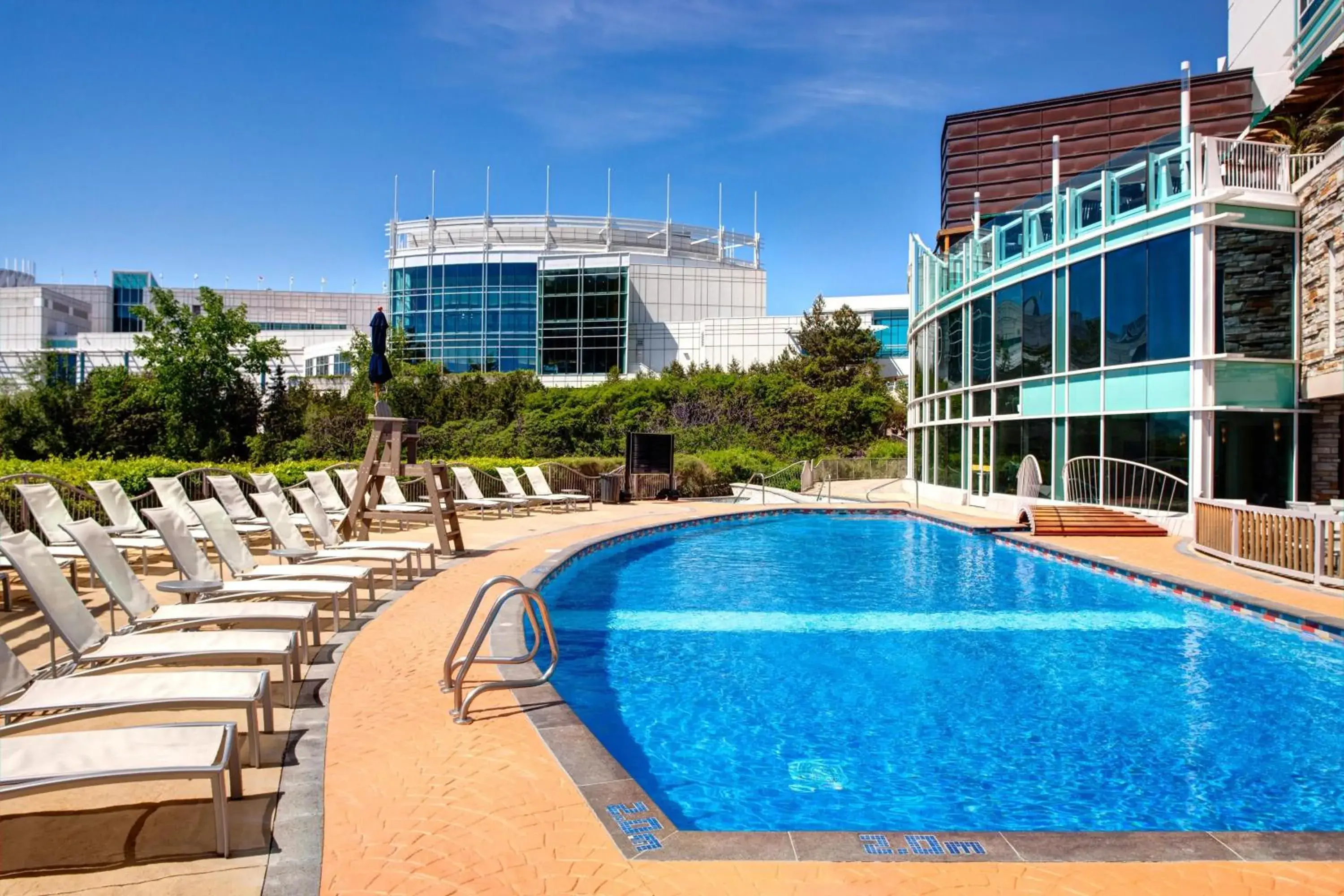 Pool view in Hilton Lac-Leamy Pool view in Hilton Lac-Leamy
