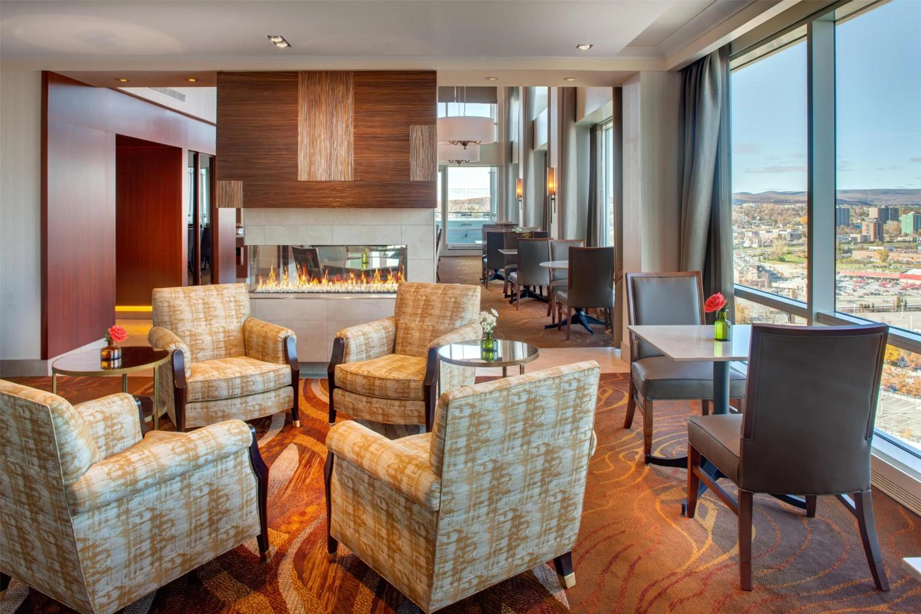 Lounge or bar in Hilton Lac-Leamy