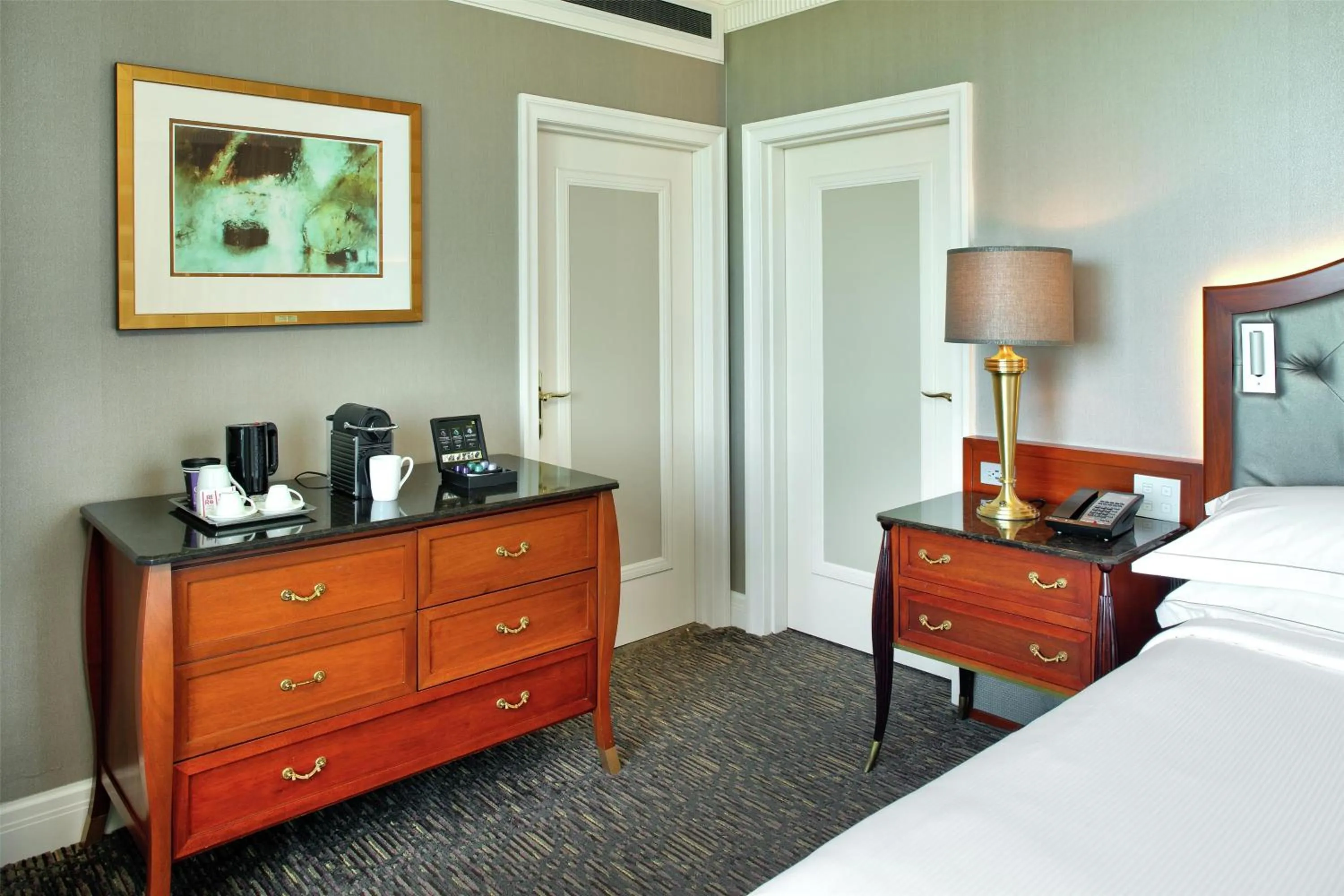 Bed in Hilton Lac-Leamy