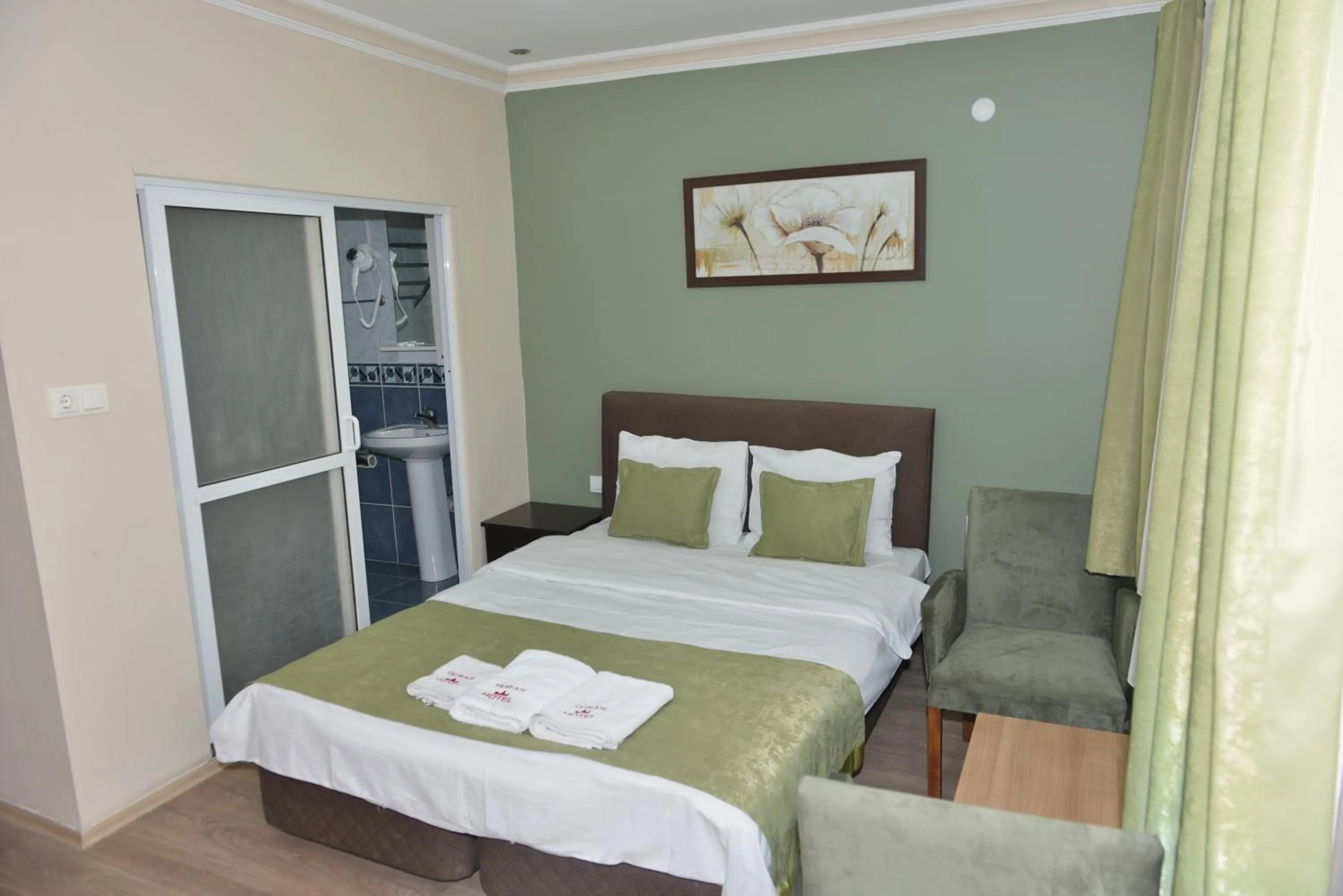 Photo of the whole room in Teras Hotel Kağıthane