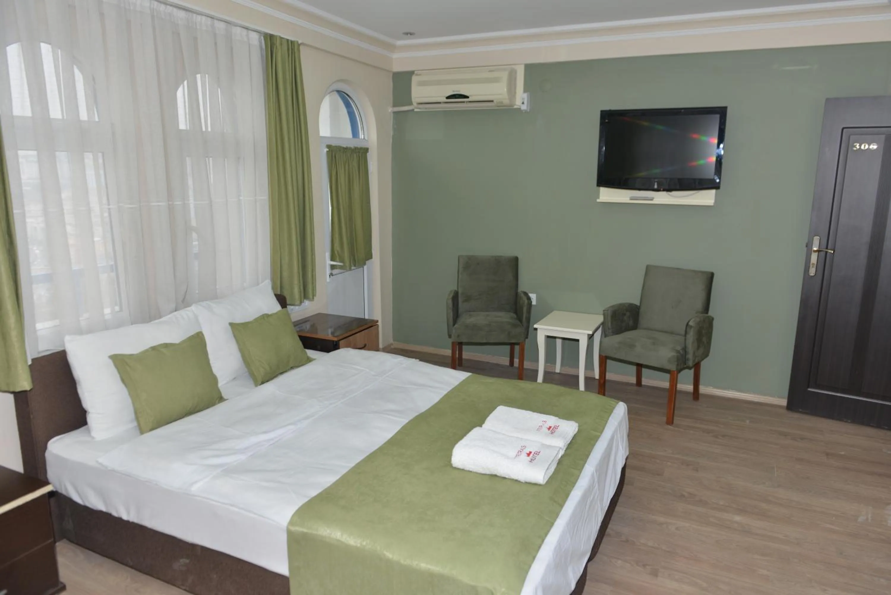Bedroom in Teras Hotel Kağıthane
