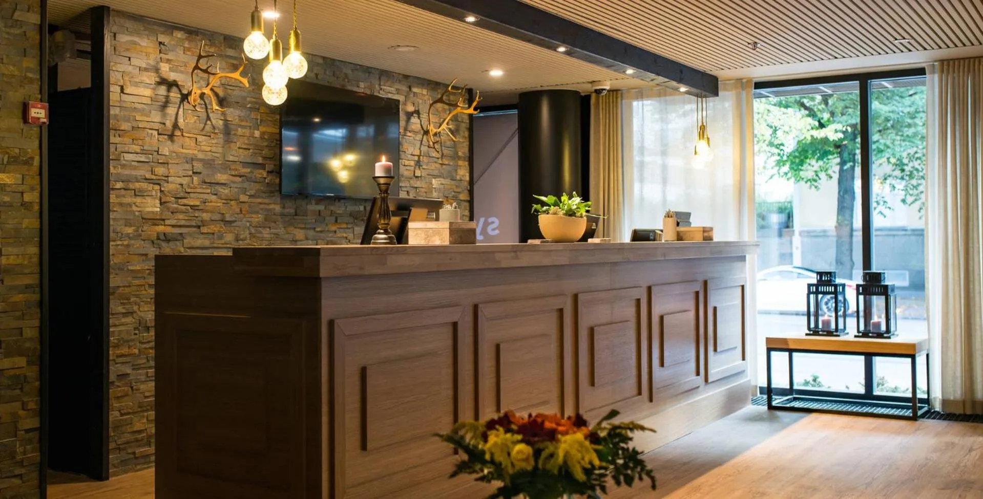 Facade/entrance in Lapland Hotels Tampere